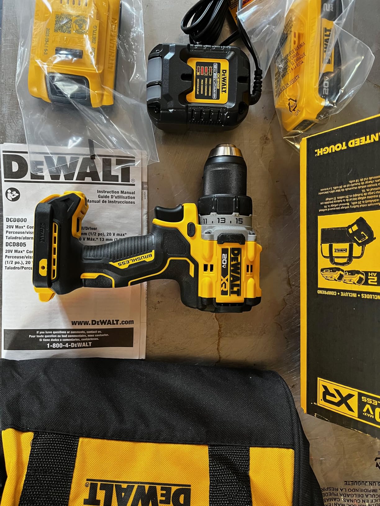 DEWALT 20V MAX XR Cordless Drill/Driver Kit, Brushless, Compact, with 2 Batteries and Charger (DCD800D2) - Customer Photo 1