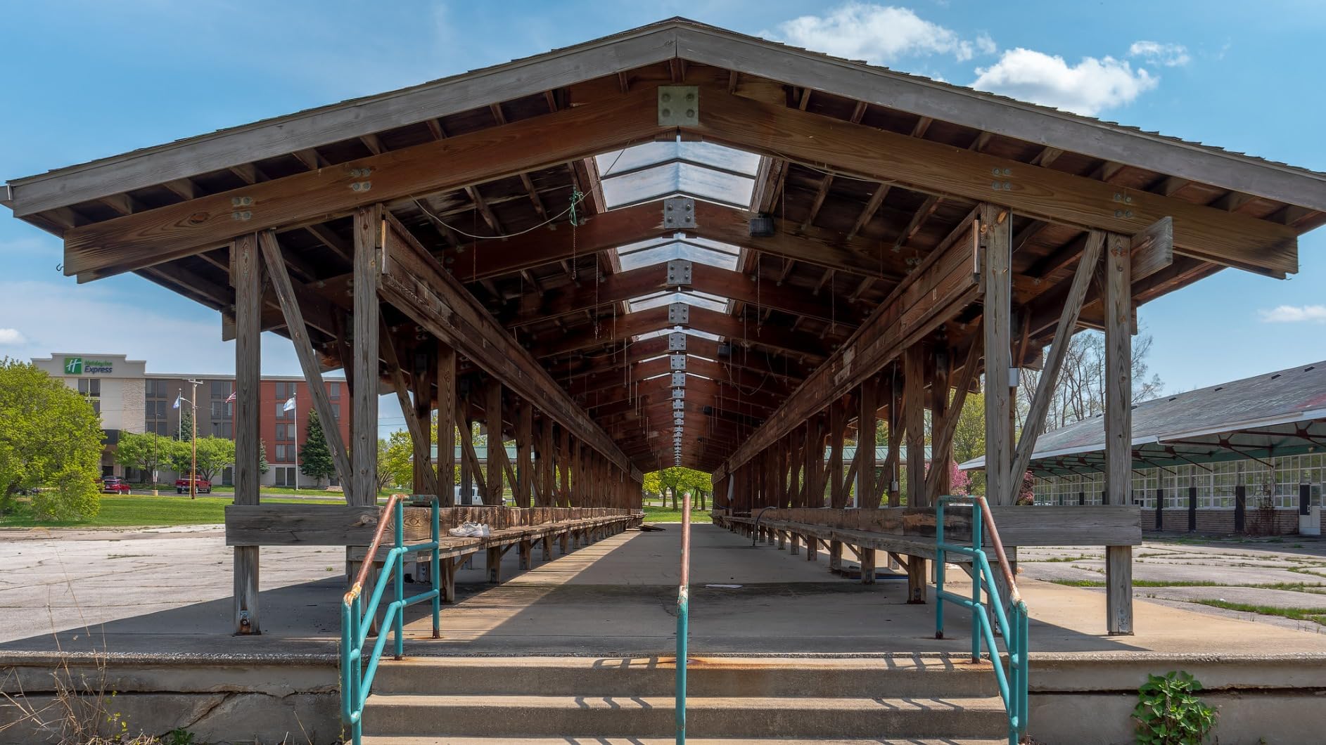 Panasonic LUMIX Micro Four Thirds Camera Lens, Leica DG SUMMILUX 9mm F1.7 ASPH, Large Aperture, Video Performance, H-X09 - Customer Photo 2