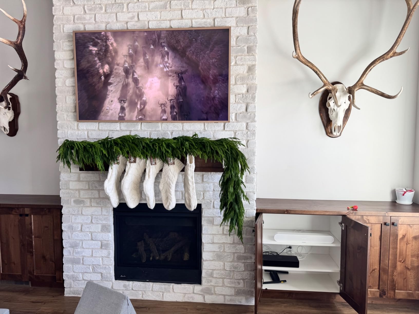 Sonos Ray - Compact Soundbar for TV and Music - Black - Customer Photo 2