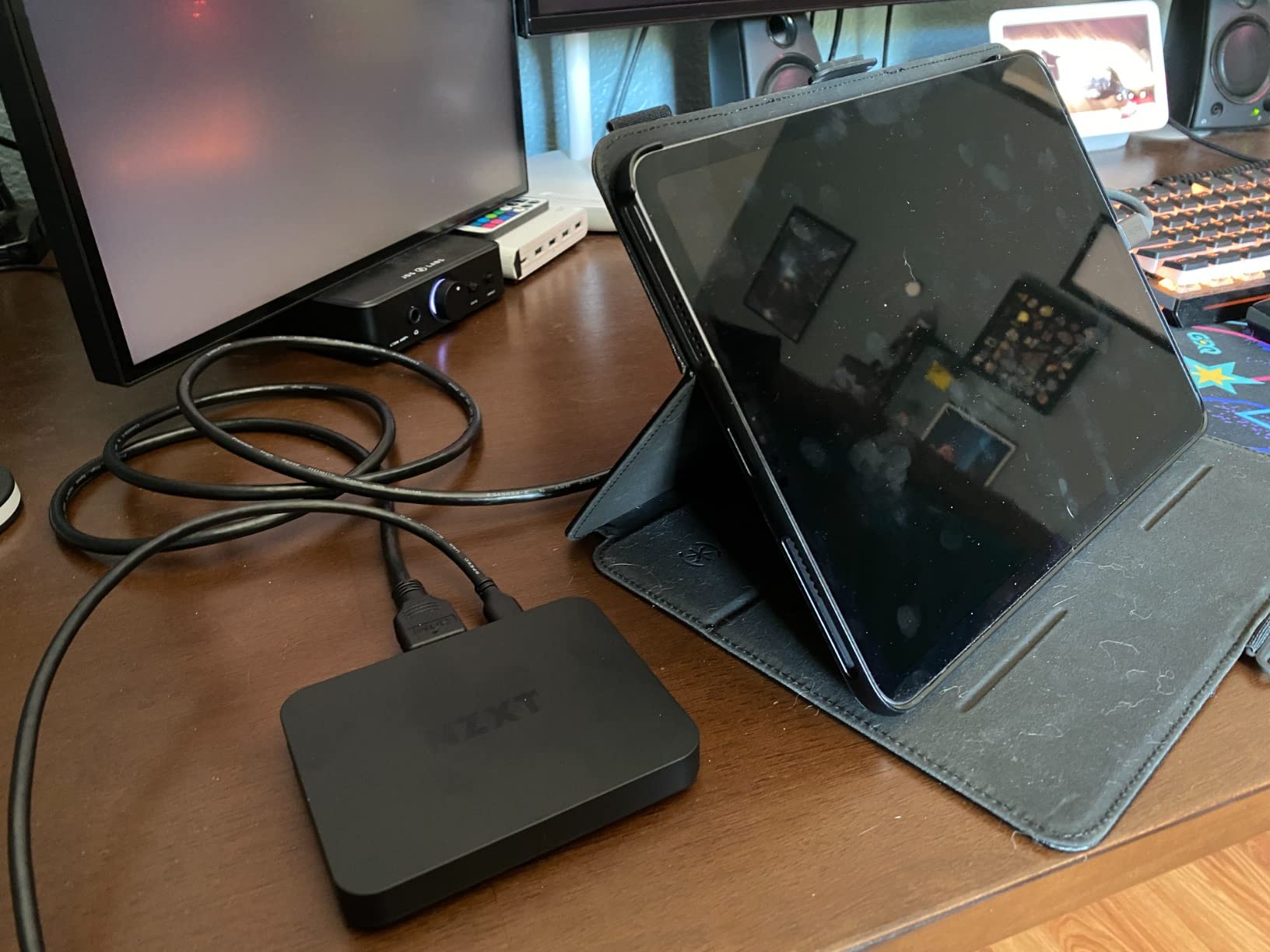 NZXT Signal HD60 Full HD USB Capture Card - ST-EESC1-WW - HD60 (1080p) - Live Streaming and Gaming - Zero-Lag Passthrough - Open Compatibility - Customer Photo 2