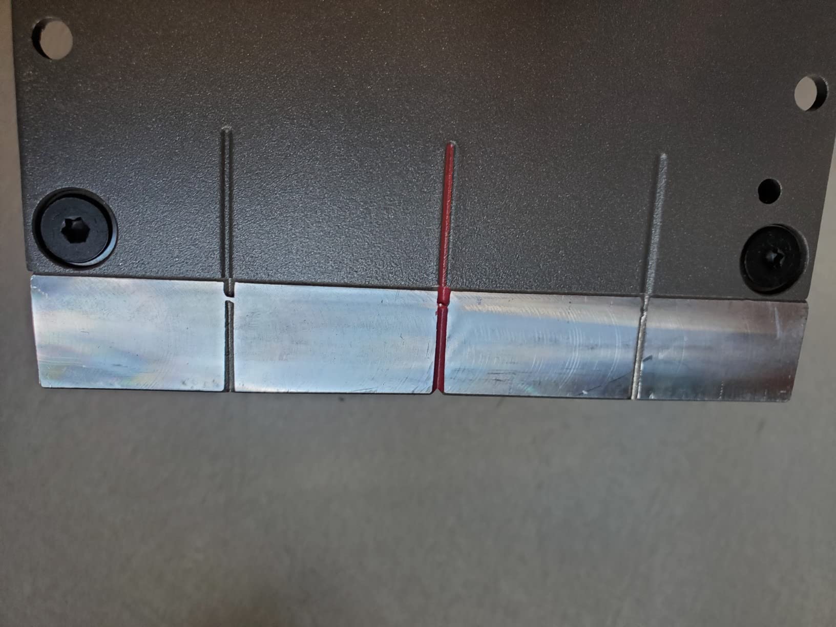 DEWALT 20V MAX XR Biscuit Joiner, Brushless, Tool Only (DCW682B) - Customer Photo 1