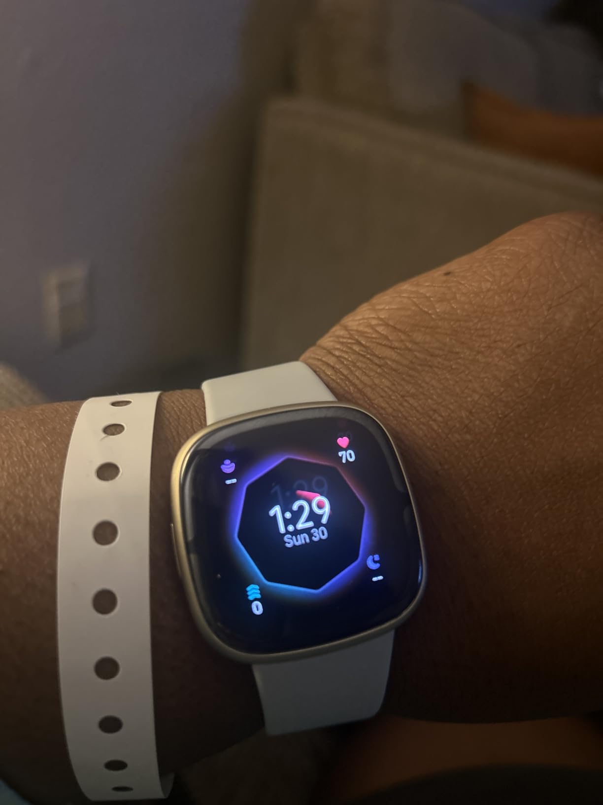 Fitbit Sense 2 Advanced Health and Fitness Smartwatch with Tools to Manage Stress and Sleep, ECG App, SpO2, 24/7 Heart Rate and GPS, Shadow Grey/Graphite, One Size (S & L Bands Included) Customer Review Fitbit Sense 2 Advanced Health and Fitness Smartwatch with Tools to Manage Stress and Sleep, ECG App, SpO2, 24/7 Heart Rate and GPS, Shadow Grey/Graphite, One Size (S & L Bands Included) - Customer Photo 1