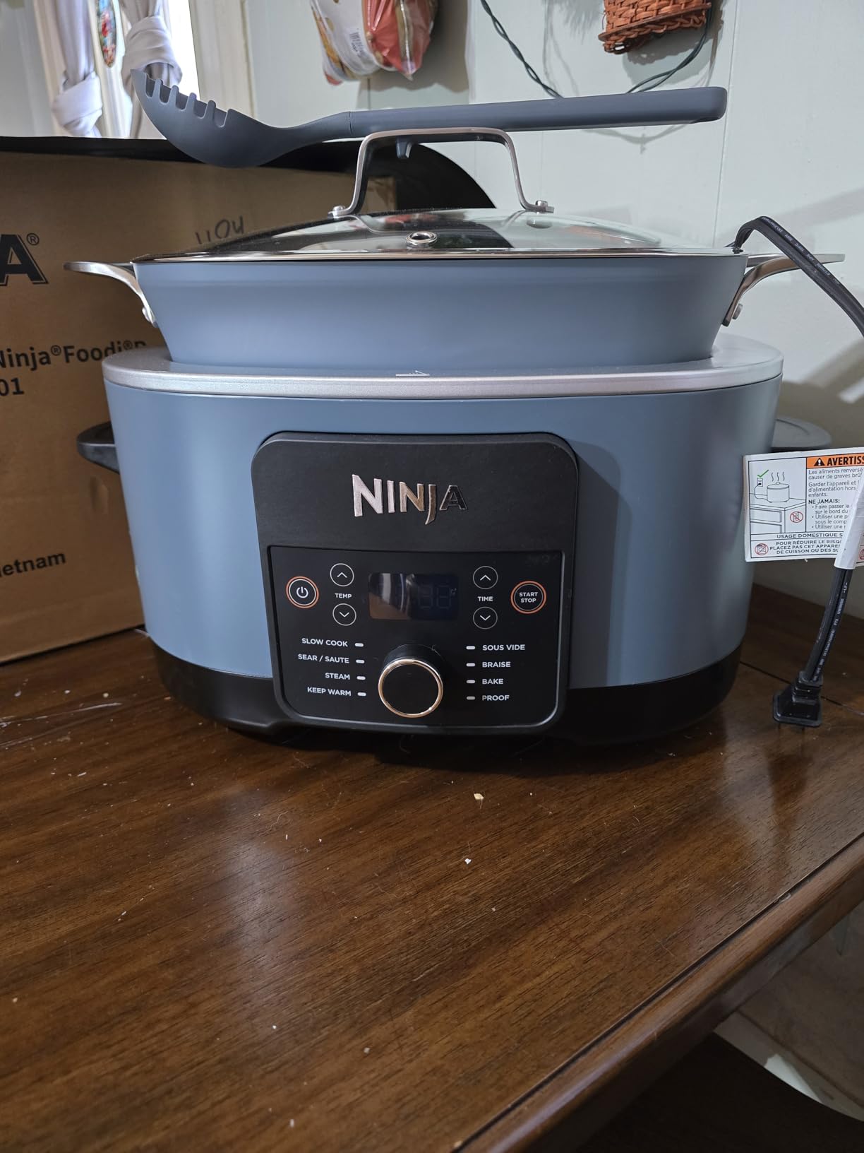 Ninja MC1001 Foodi PossibleCooker PRO 8.5 Quart Multi-Cooker, with 8-in-1 Slow Cooker, Dutch Oven, Steamer, Glass Lid Integrated Spoon, Nonstick, Oven Safe Pot to 500°F, Sea Salt Gray Customer Review Ninja MC1001 Foodi PossibleCooker PRO 8.5 Quart Multi-Cooker, with 8-in-1 Slow Cooker, Dutch Oven, Steamer, Glass Lid Integrated Spoon, Nonstick, Oven Safe Pot to 500°F, Sea Salt Gray - Customer Photo 1
