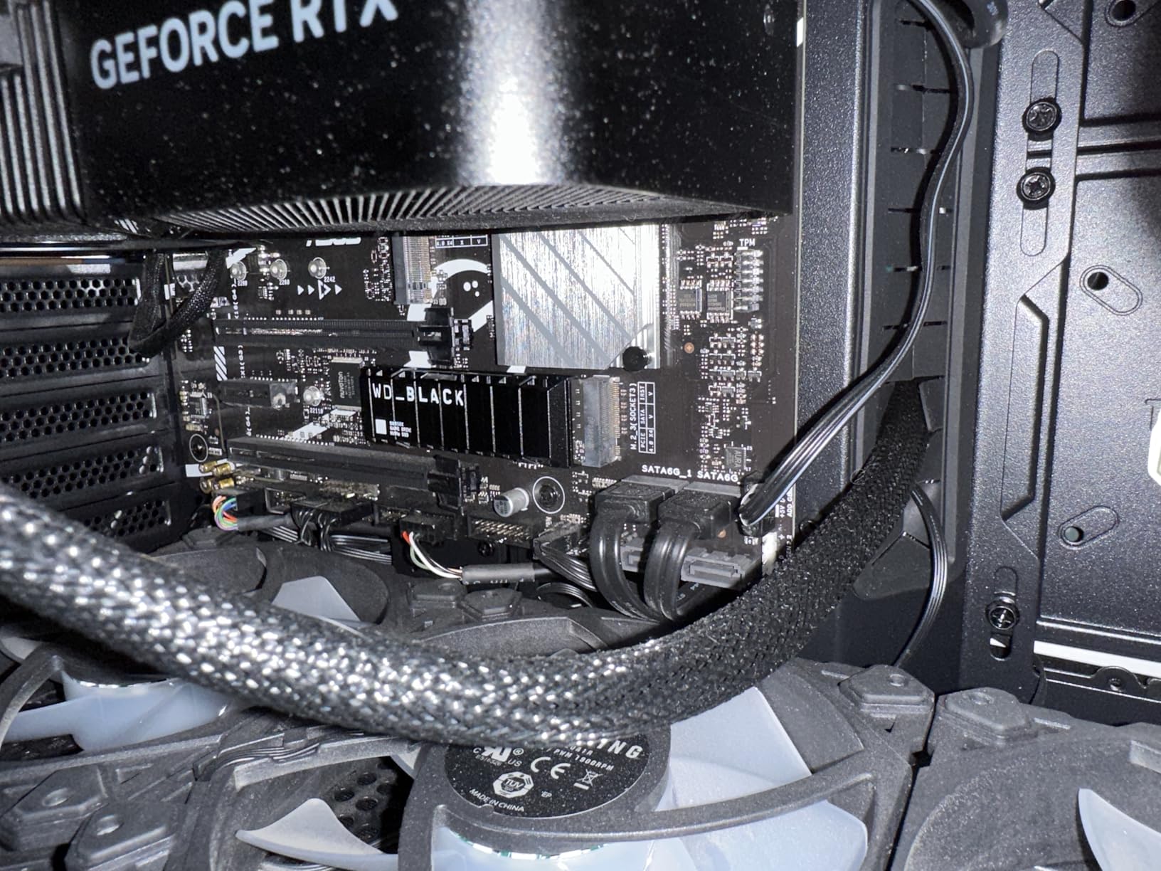 WD_BLACK SN850X 2TB NVMe SSD with Heatsink - M.2 2280, Up to 7,300 MB/s Read speeds, Up to 6,300 MB/s write speeds, Works with Playstation 5, High Performance Internal Solid State Drive - WDS200T2XHE - Customer Photo 2