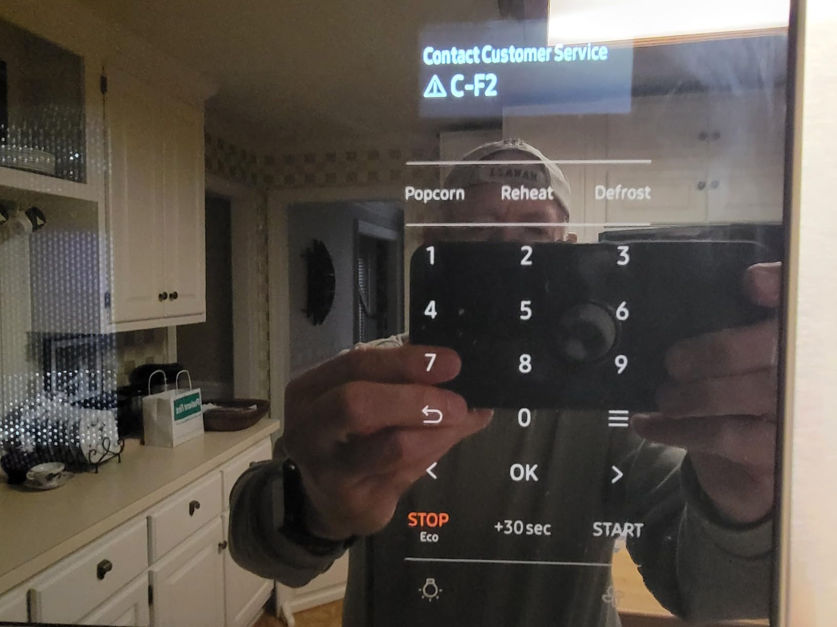 SAMSUNG 1.1 Cu Ft Smart SLIM Over the Range Microwave Oven w/ 550 CFM Hood Vent, Wi-Fi - Customer Photo 2