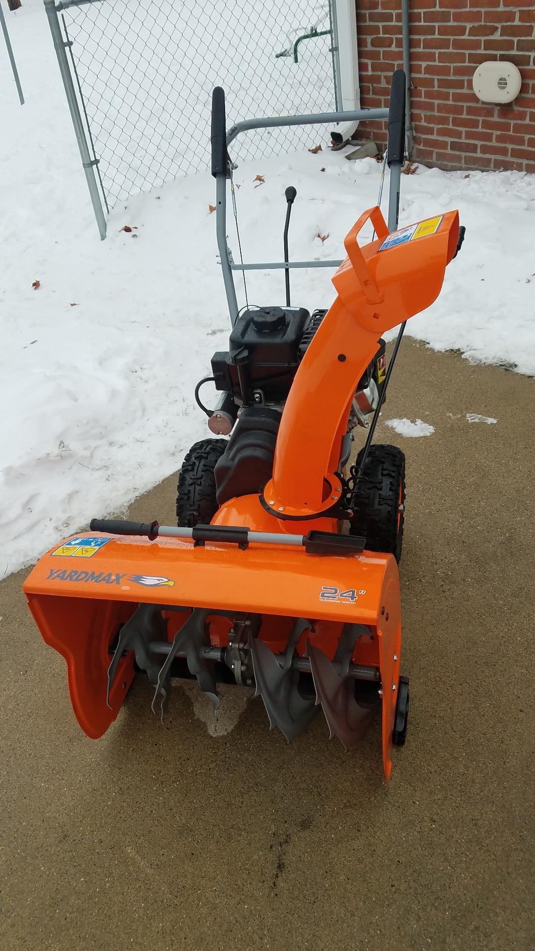 YARDMAX 28 in. 252 cc Two-Stage Self-propelled Gas Snow Blower with Push-Button Electric Start and Headlight - Customer Photo 1