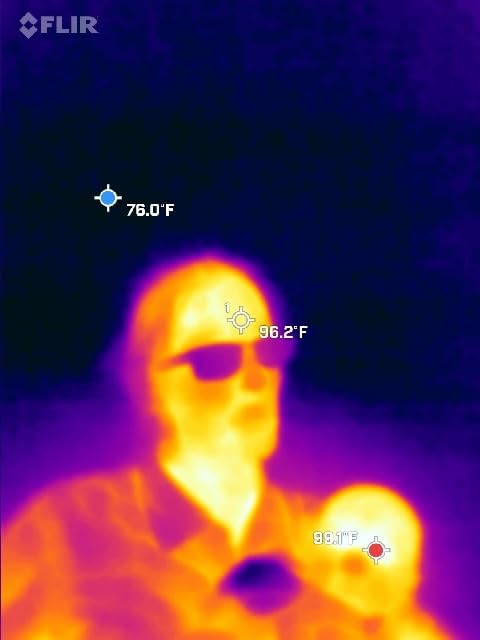 FLIR ONE Edge - Wireless Bluetooth Thermal Imaging Camera for Smartphones, Compatible with All iOS and Android Devices, 240x180 Super Resolution (80x60 Native IR) customer photo 2