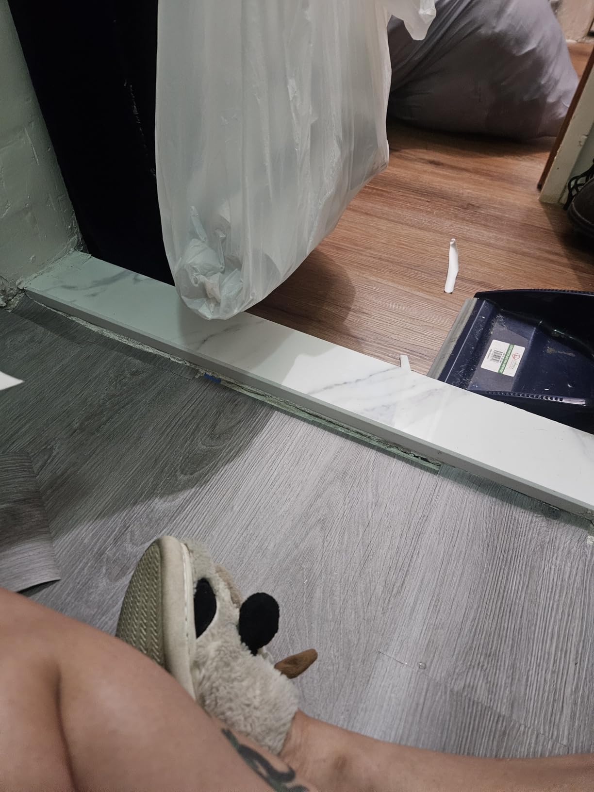 Art3d Vinyl Floor Transition Strip - Laminate Floor Divider for Joining Gaps and Carpets, Brown (10 FT, 1.57in) - Customer Photo 4