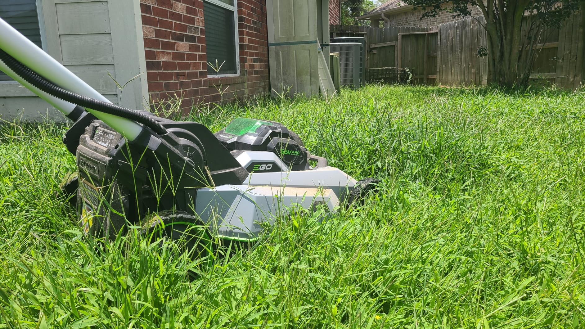 EGO POWER+ Electric Lawn Mower, Self-Propelled Cordless, Includes 56V 6.0Ah Battery And 320W Charger - LM2114SP - Customer Photo 3