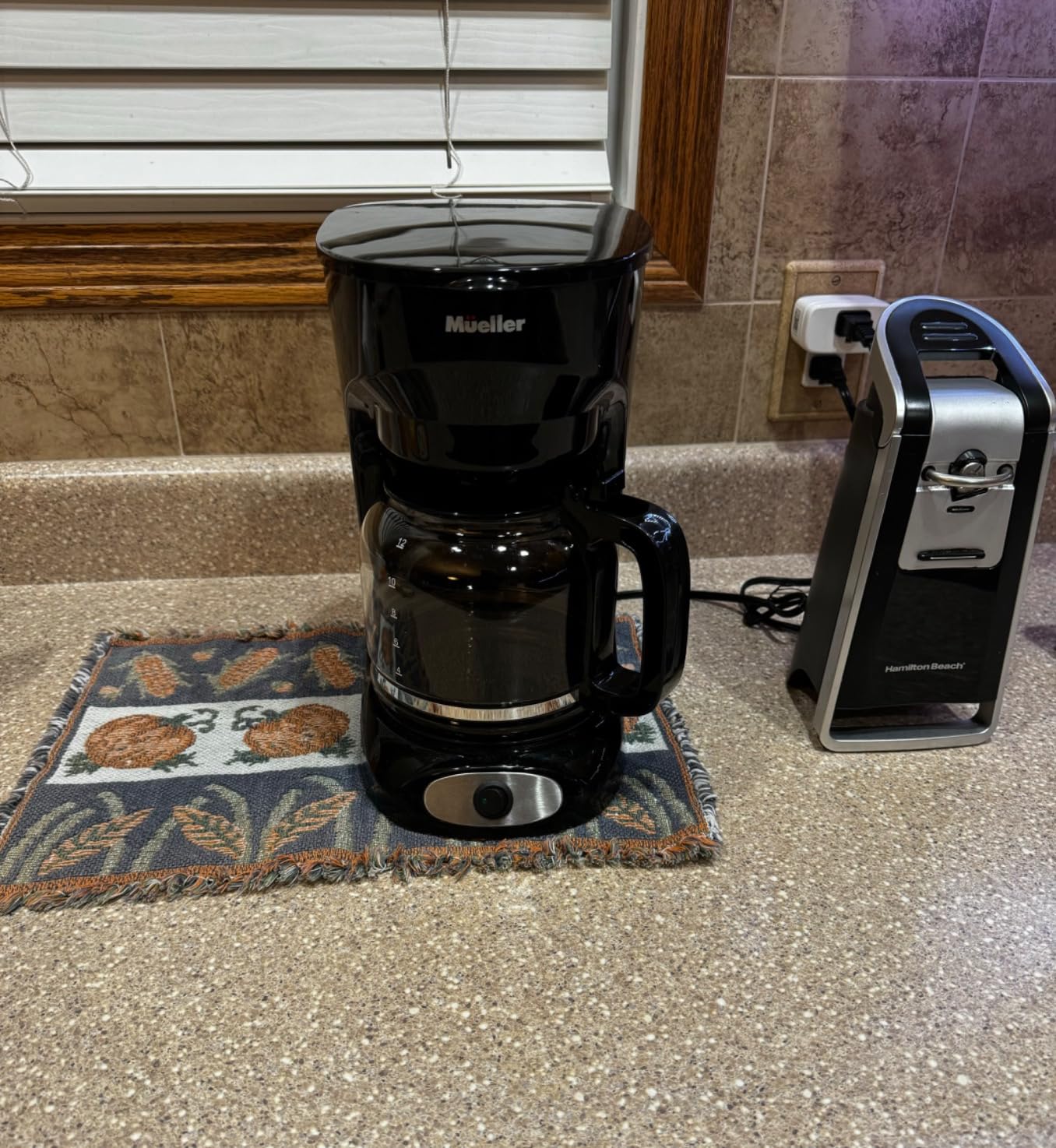 Mueller 12-Cup Drip Coffee Maker - Borosilicate Carafe, Auto-Off, Reusable Filter, Anti-Drip, Keep-Warm Function, Clear Water Level Window Coffee Machine, Kitchen Essentials & Accessories - Customer Photo 1