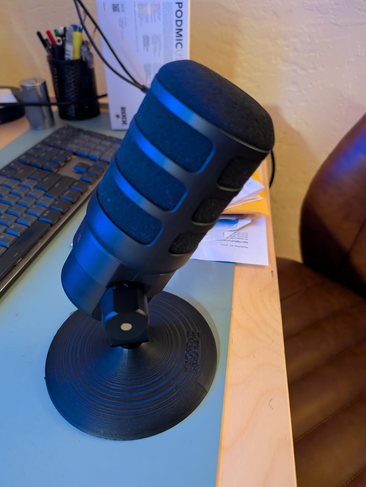 Rode PodMic USB Versatile Dynamic Broadcast Microphone With XLR and USB Connectivity Customer Review Rode PodMic USB Versatile Dynamic Broadcast Microphone With XLR and USB Connectivity - Customer Photo 2