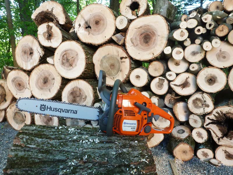 Husqvarna 435 Gas Chainsaw, 40-cc 2.2-HP, 2-Cycle X-Torq Engine, 16 Inch Chainsaw with Smart Start, For Wood Cutting and Tree Trimming - Customer Photo 2