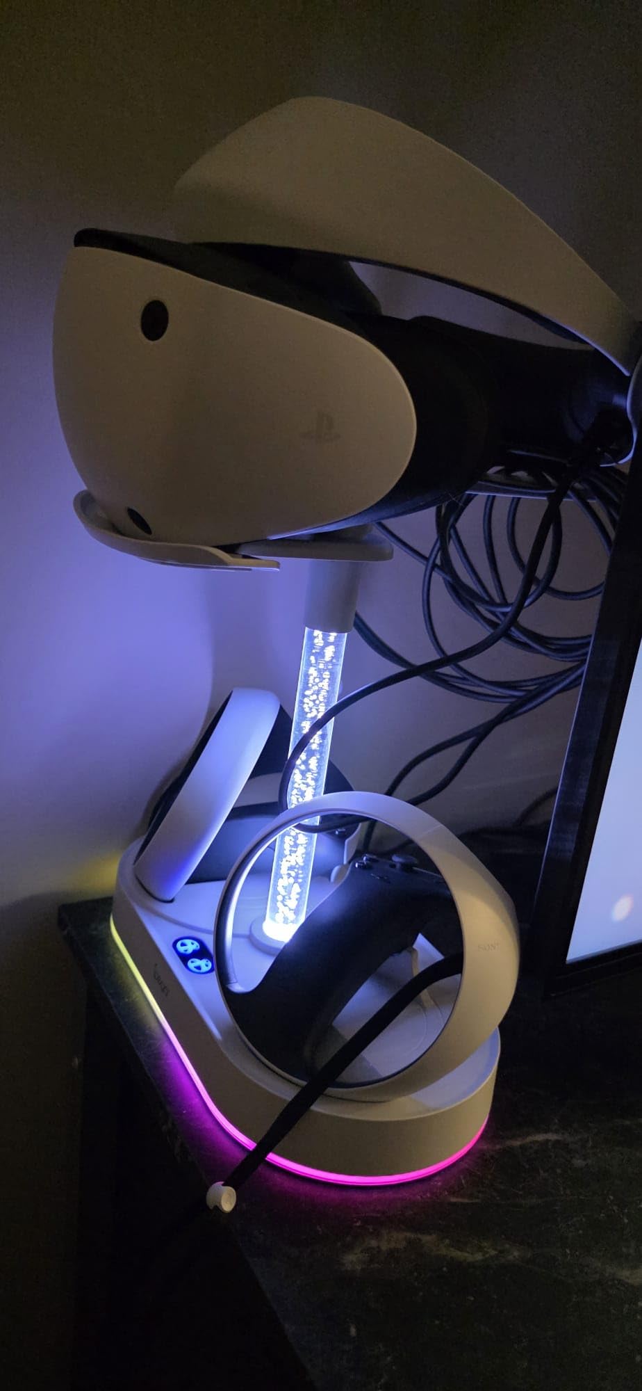 FASTSNAIL Charging Stand for PlayStation VR2, Multifunctional PS VR2 Headset & Sense Controllers Charge Dock Station with 10 RGB Light Modes of Memory, Storage Base Gaming Accessories for PS5 VR2 - Customer Photo 3