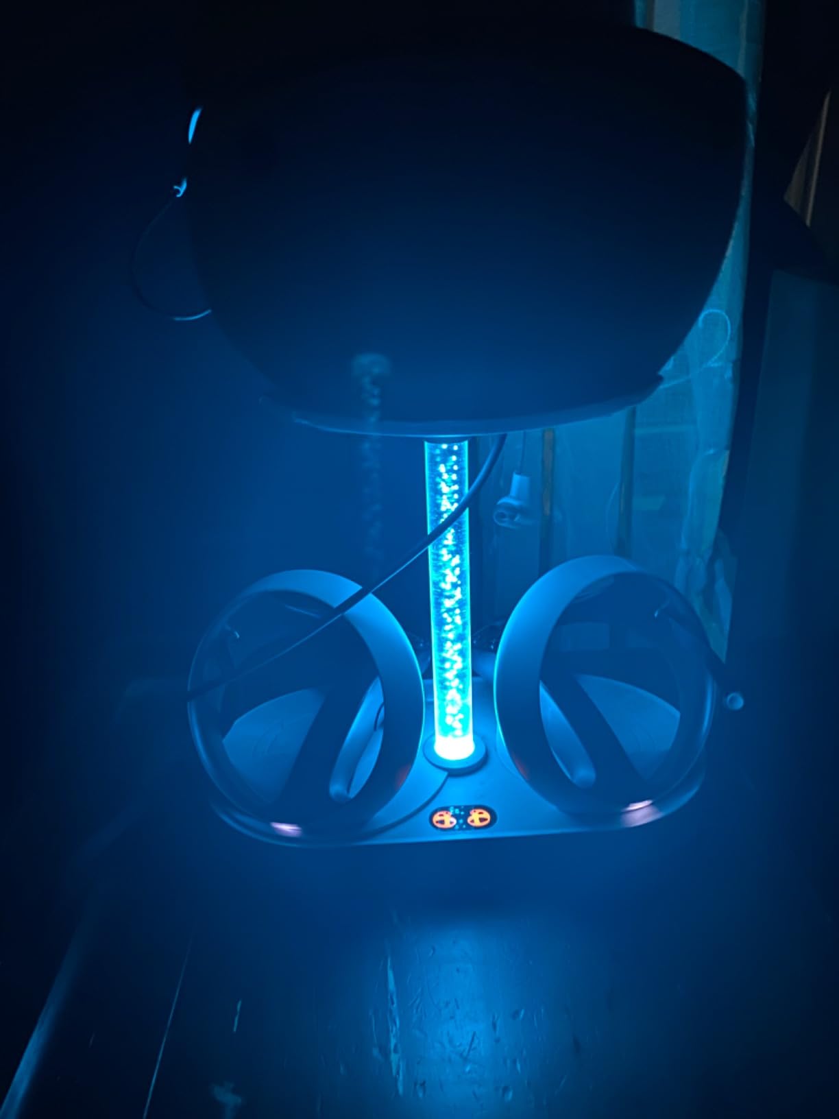 FASTSNAIL Charging Stand for PlayStation VR2, Multifunctional PS VR2 Headset & Sense Controllers Charge Dock Station with 10 RGB Light Modes of Memory, Storage Base Gaming Accessories for PS5 VR2 - Customer Photo 4