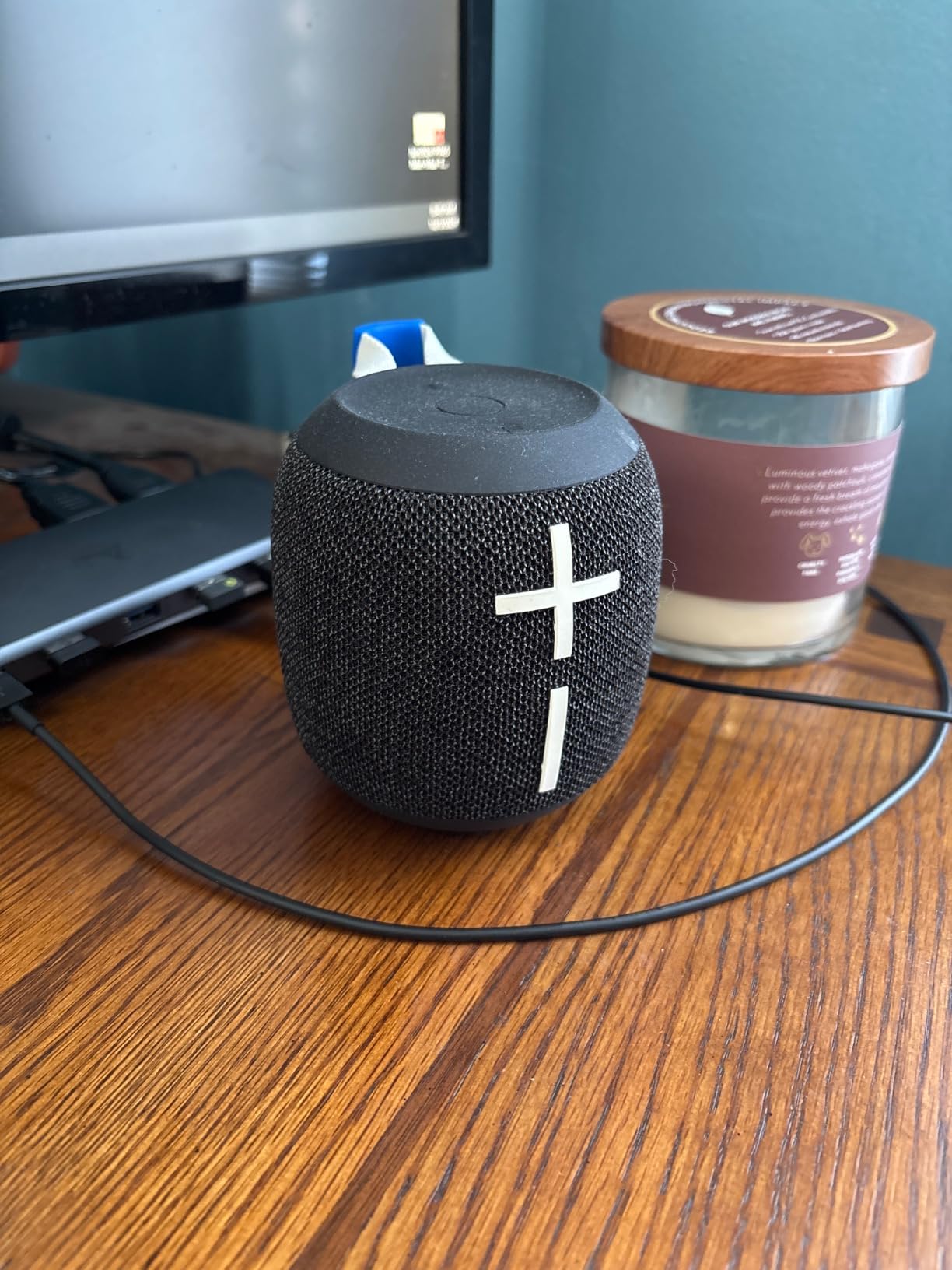 Ultimate Ears WONDERBOOM 4 Outdoor Speakers Bluetooth Waterproof with Big Bass & 360-Degree Sound, Dustproof Floating Wireless Speaker, 131ft Range - Gray - Customer Photo 4