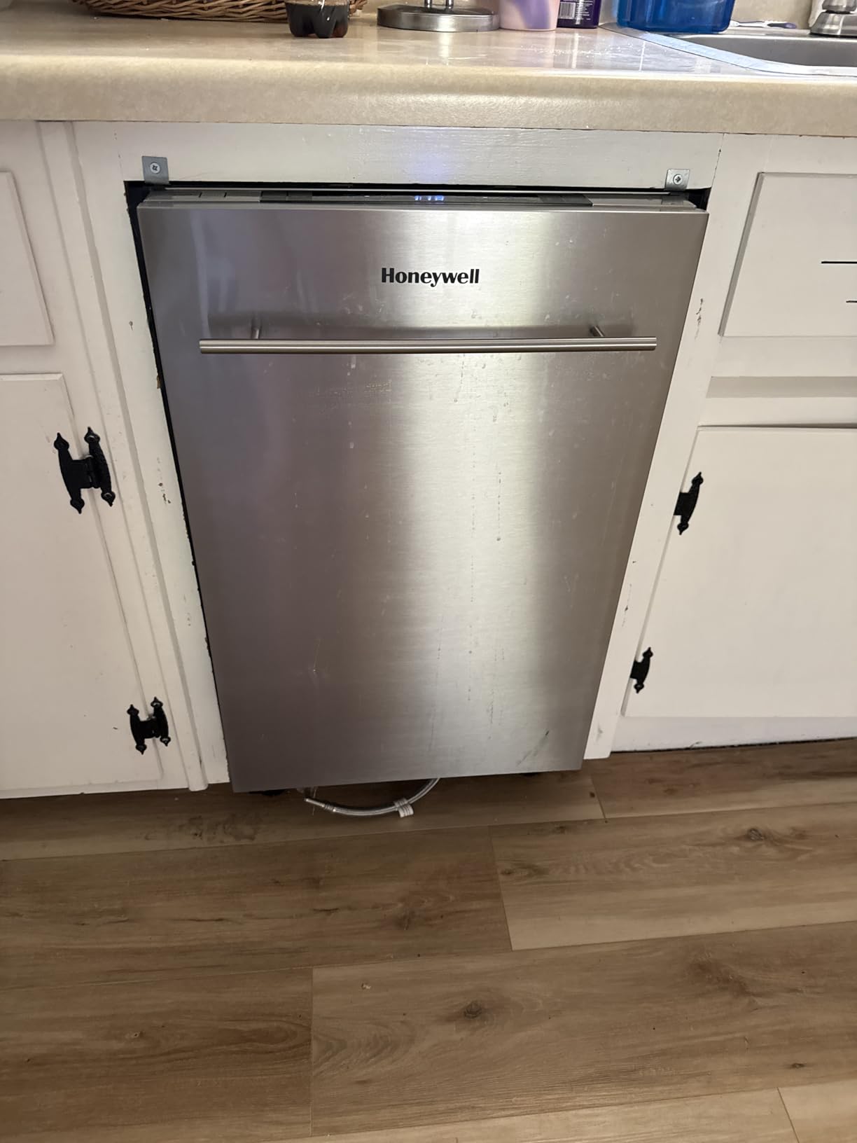 Honeywell 18 Inch Dishwasher with 8 Place settings, 6 Washing Programs, Stainless Steel Tub, UL/Energy Star- Stainless Steel - Customer Photo 2