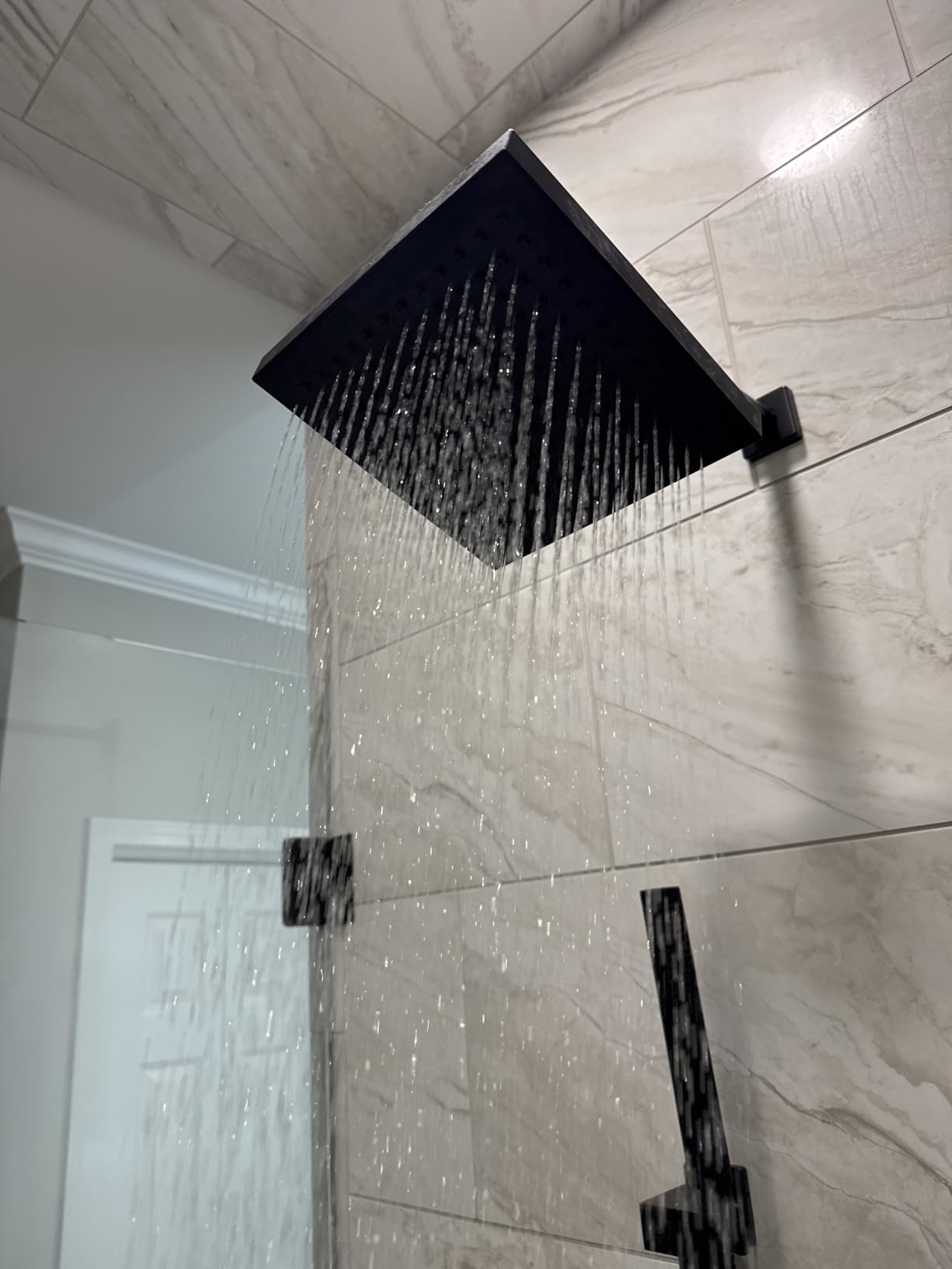 Delta Faucet Single-Spray Rain Shower Head Black, Rainfall , Black Square , Matte Black Rainfall , Delta Rain Shower Metal , Matte Black 52841-BL - Customer Photo 1