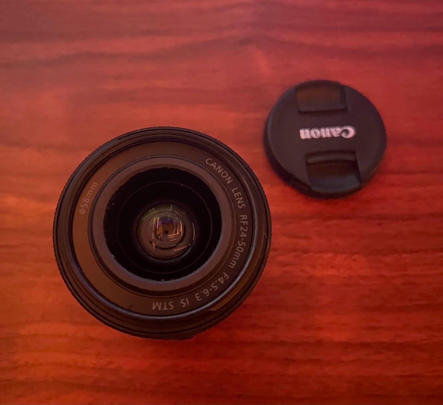 Canon RF24-50mm F4.5-6.3 is STM for Canon Full-Frame Mirrorless RF Mount Cameras, Wide-Angle to Standard Zoom Lens, Compact, Lightweight, Optical Image Stabilization, for Vlogging or Shooting Stills - Customer Photo 1