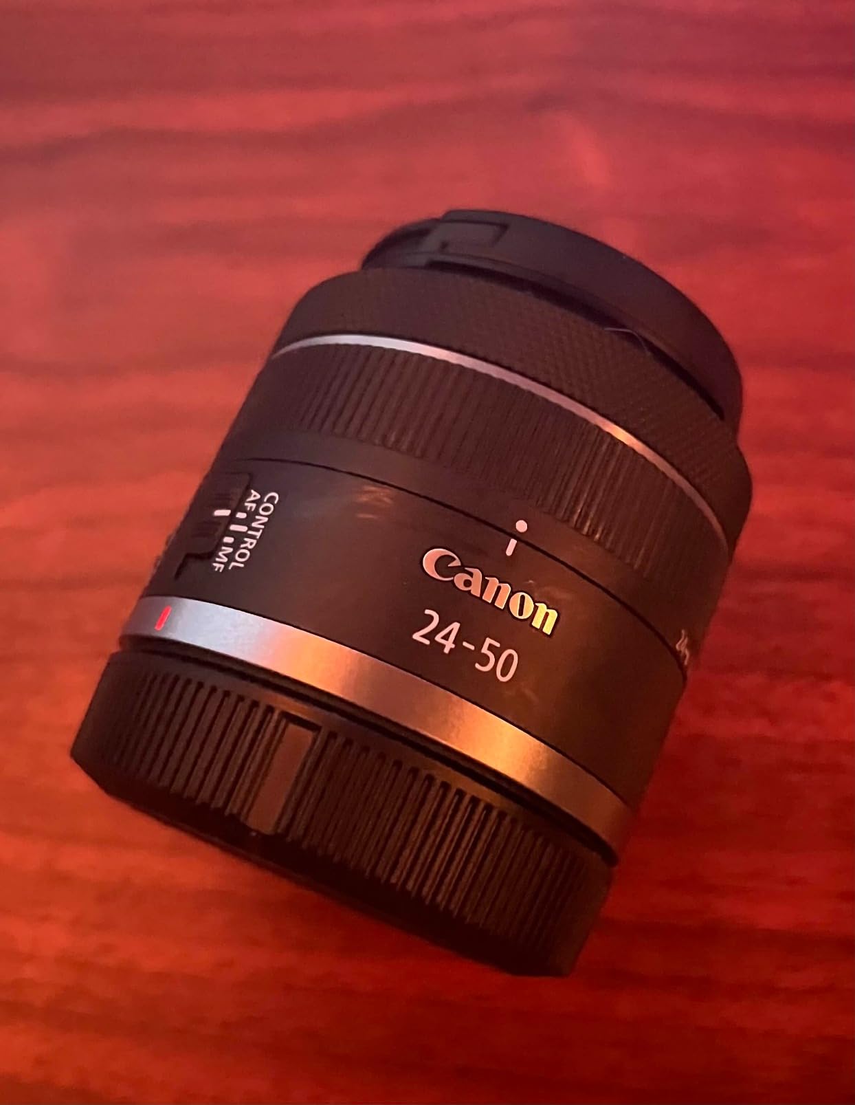 Canon RF24-50mm F4.5-6.3 is STM for Canon Full-Frame Mirrorless RF Mount Cameras, Wide-Angle to Standard Zoom Lens, Compact, Lightweight, Optical Image Stabilization, for Vlogging or Shooting Stills - Customer Photo 2