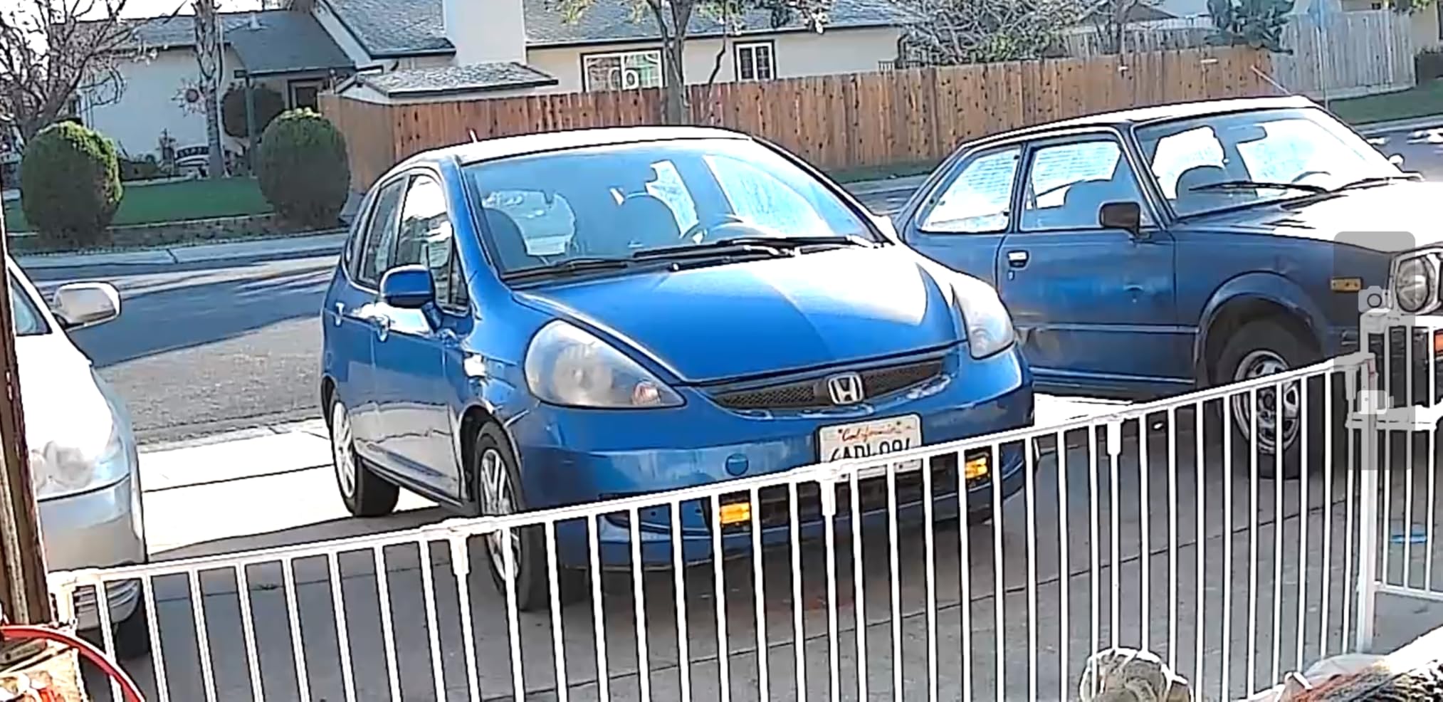 Tapo 1080P Outdoor Wired Pan/Tilt Security Wi-Fi Camera, 360° View, Motion Tracking, Works with Alexa & Google Home, Night Vision, Free AI Detection, Cloud & SD Card Storage(up to 512GB), Tapo C500 - Customer Photo 2