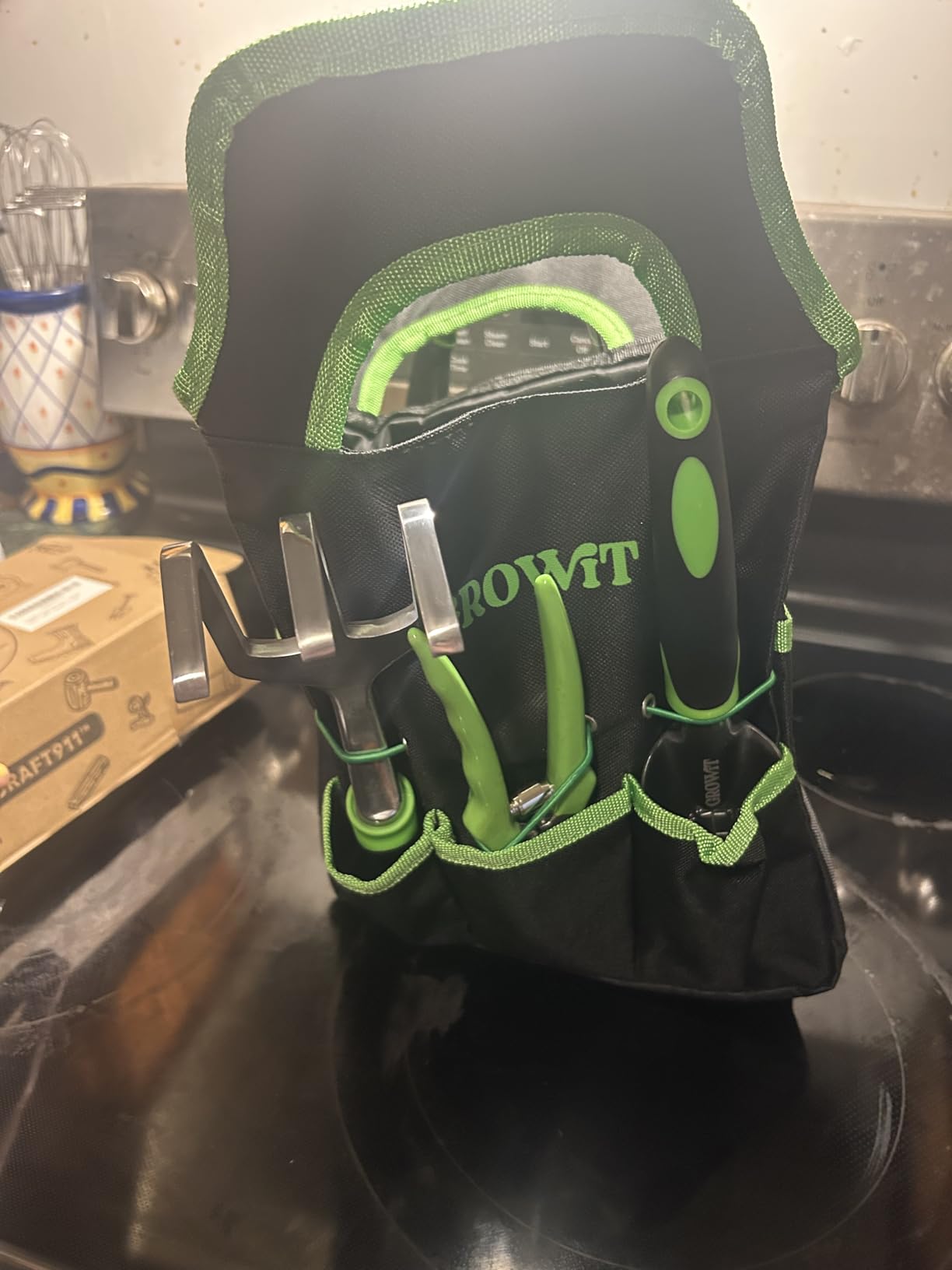 GROWIT Heavy Duty Gardening Tools - 22-Piece Gardening Gifts for Women, Men, Mom, Dad - Durable, Ergonomic Garden Tools Set - Customer Photo 1