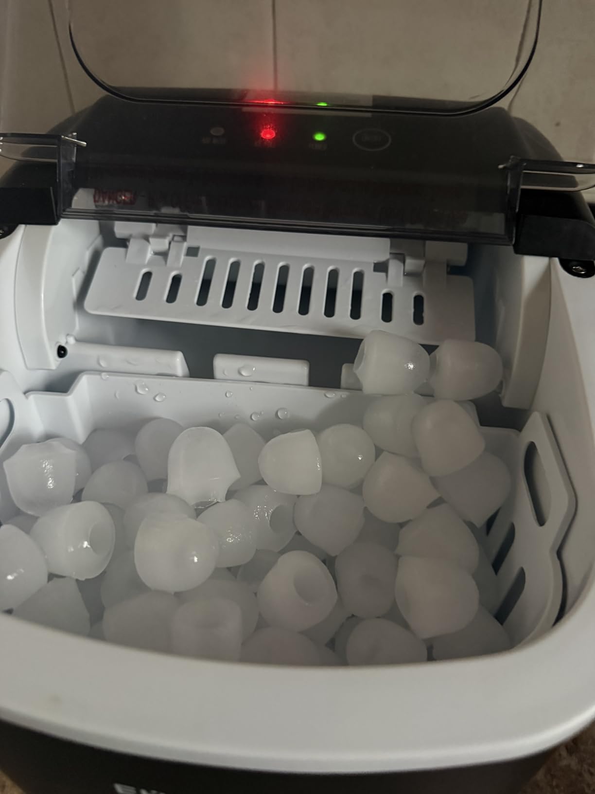 EUHOMY Countertop Ice Maker Machine with Handle, 26lbs in 24Hrs, 9 Ice Cubes Ready in 6 Mins, Auto-Cleaning Portable Ice Maker with Basket and Scoop, for Home/Kitchen/Camping/RV. (Black) - Customer Photo 2