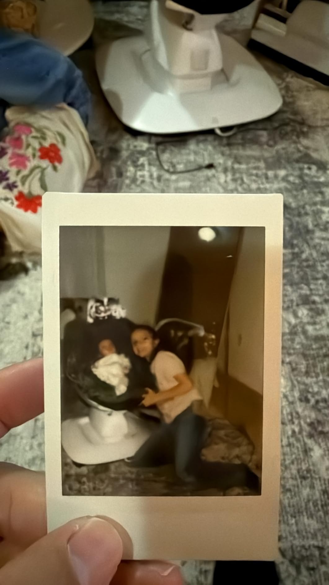 Fujifilm Instax Mini 12 Instant Film Camera, Clay White Customer Review Fujifilm Instax Mini 12 Instant Film Camera, Clay White - Customer Photo 1