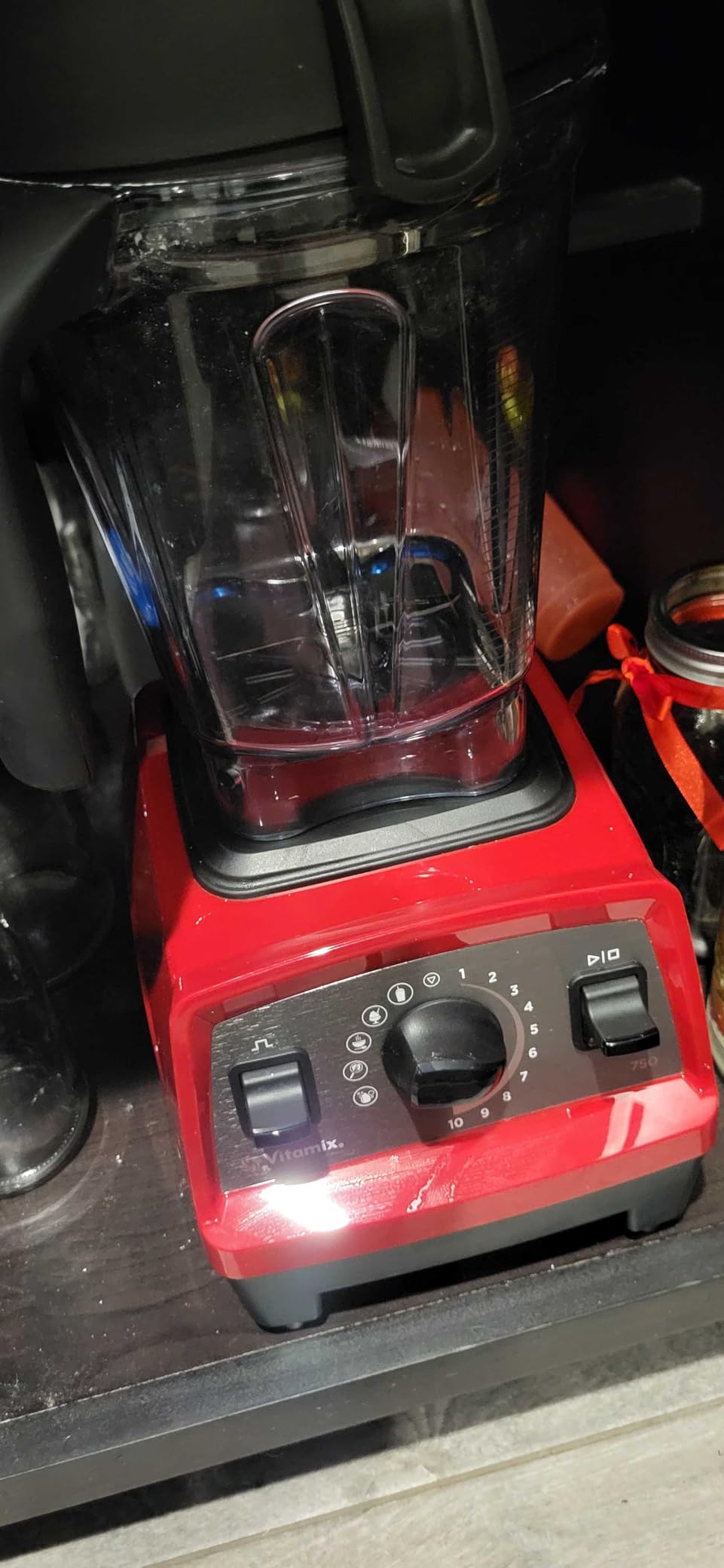 Vitamix Propel Series 750 Blender with Four Blending Programs, Self-Cleaning Program, Professional-Grade Blender for Smoothies, Soups and More, Stainless-Steel Blades, 64 Oz Container, Black - Customer Photo 2