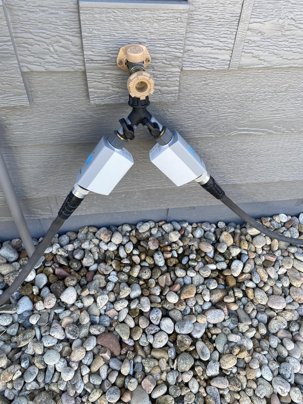 Rachio Smart Hose Timer (1 Valve + 1 WiFi Hub) - App-Controlled Outdoor Faucet Timer Customer Review Rachio Smart Hose Timer (1 Valve + 1 WiFi Hub) - App-Controlled Outdoor Faucet Timer - Customer Photo 1