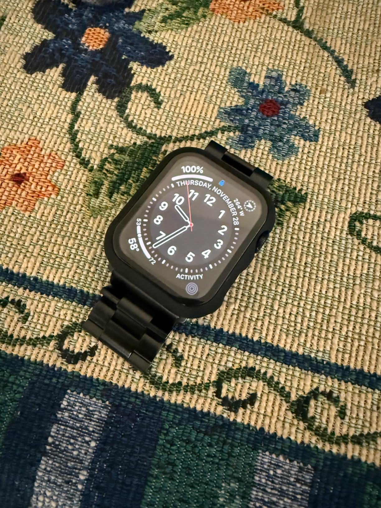 Apple Watch SE (2nd Gen) (GPS, 44mm) - Midnight Aluminum Case with Midnight Sport Band, M/L (Renewed) - Customer Photo 2