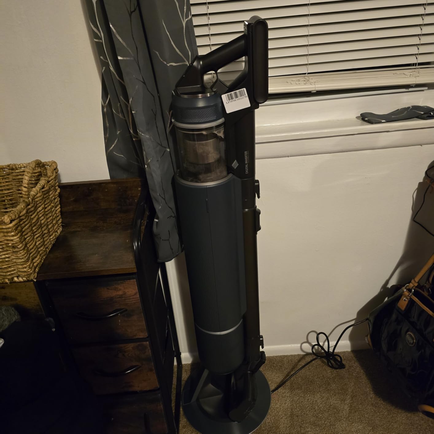 Samsung BESPOKE Jet with Clean Station - Customer Photo 1