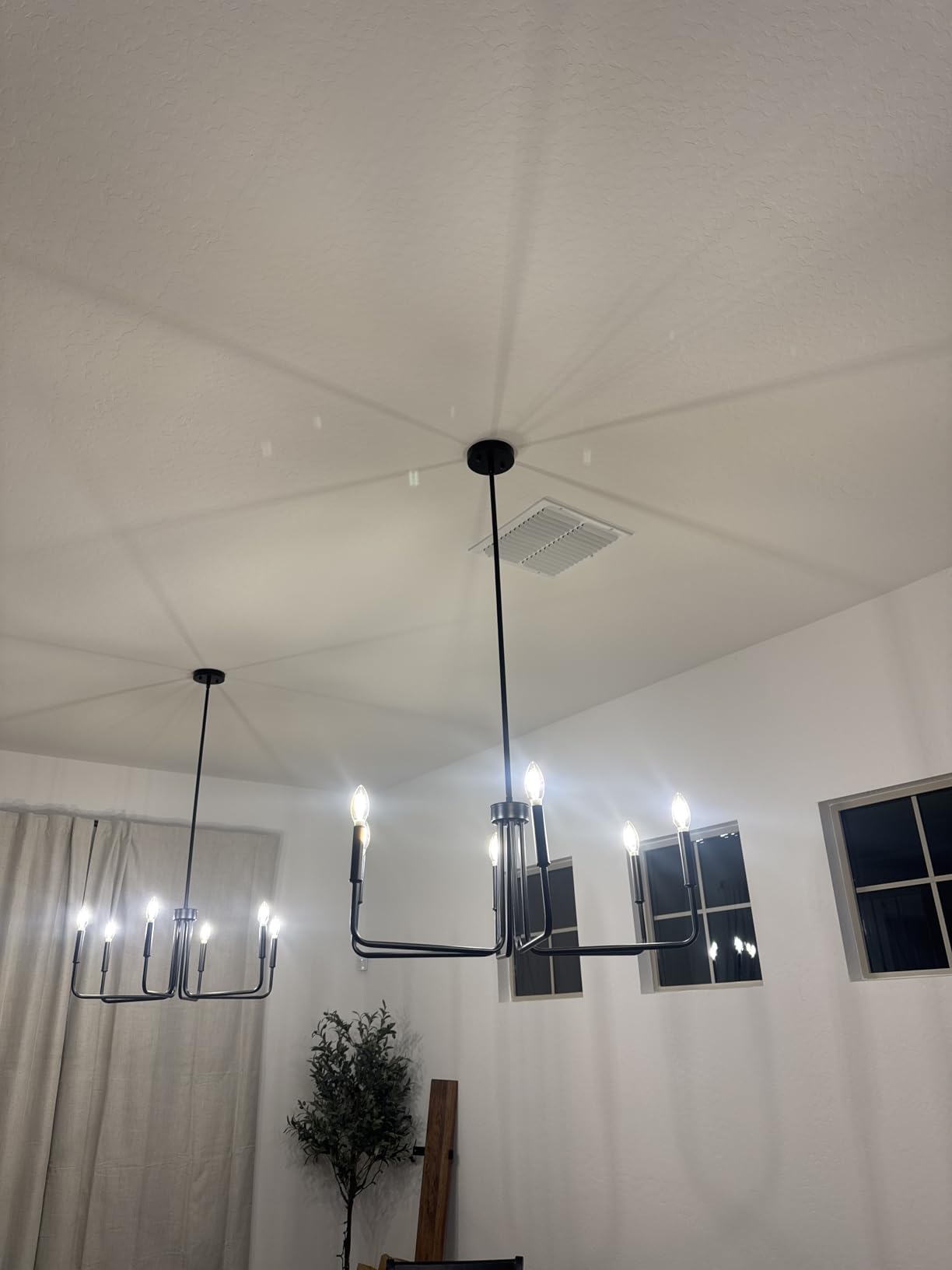 Black Chandelier, 6-Light Farmhouse Chandelier for Dining Room Lighting Fixtures Hanging, Dining Light Fixtures Industrial Modern Chandelier for Bedroom, Foyer, Hall, Kitchen, Living Room and Entryway - Customer Photo 3