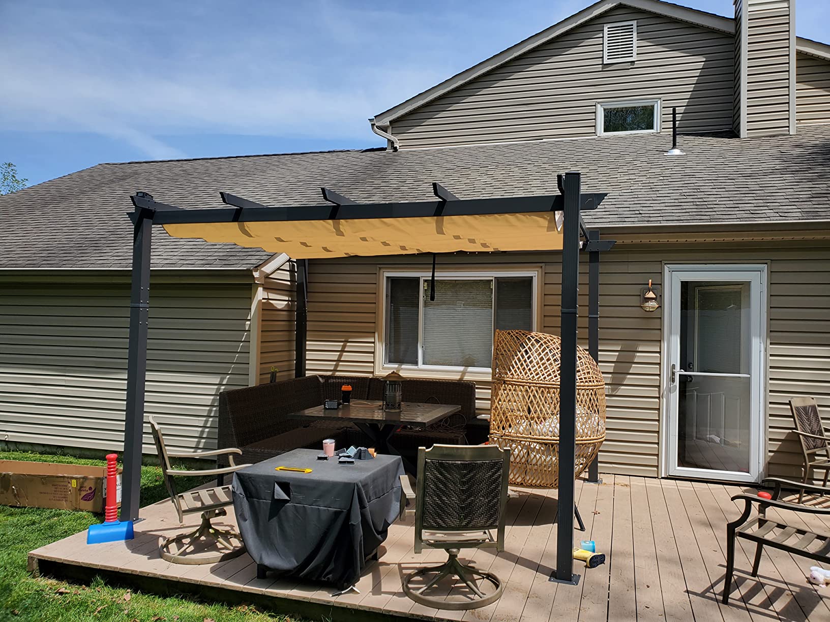 PURPLE LEAF 10' X 10' Outdoor Retractable Pergola with Sun Shade Canopy Patio Metal Shelter for Porch Garden Pavilion Grill Gazebo Yard Modern Gray Pergola - Customer Photo 1