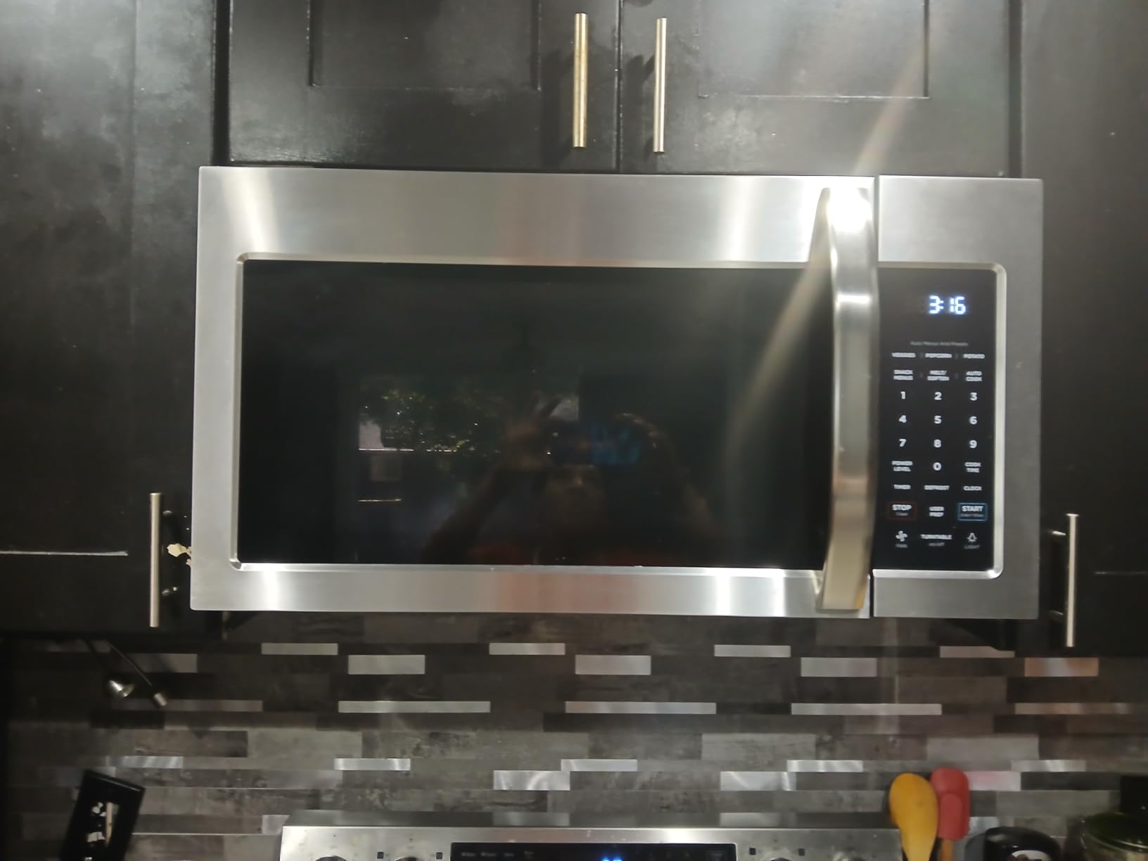 Midea MOR17BSA-SS 1.7 Cu.ft. Over The Range Microwave Oven with Smart Touch Panel - Customer Photo 2
