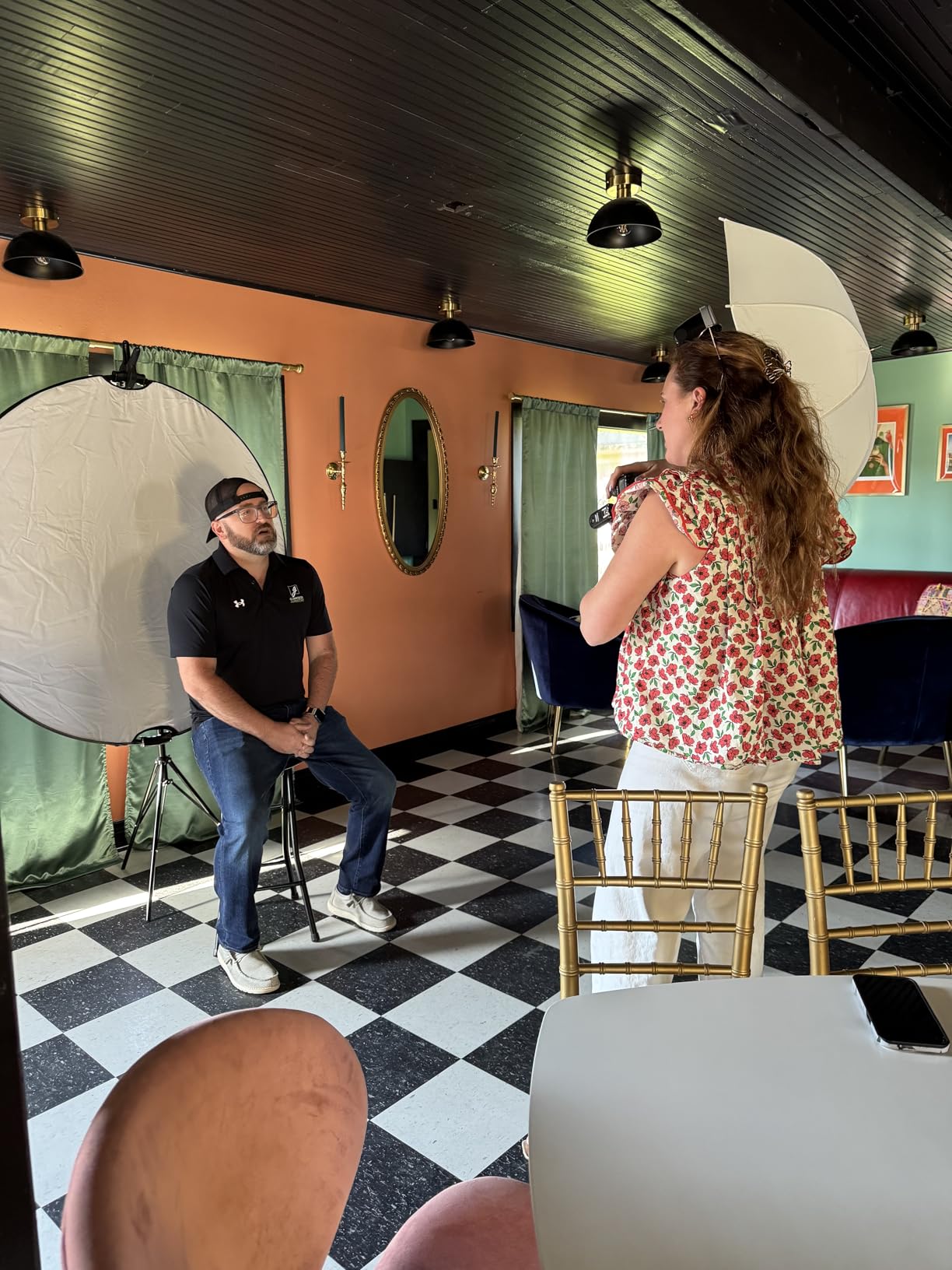 NEEWER 80cm Light Reflector with Handle & 3/8