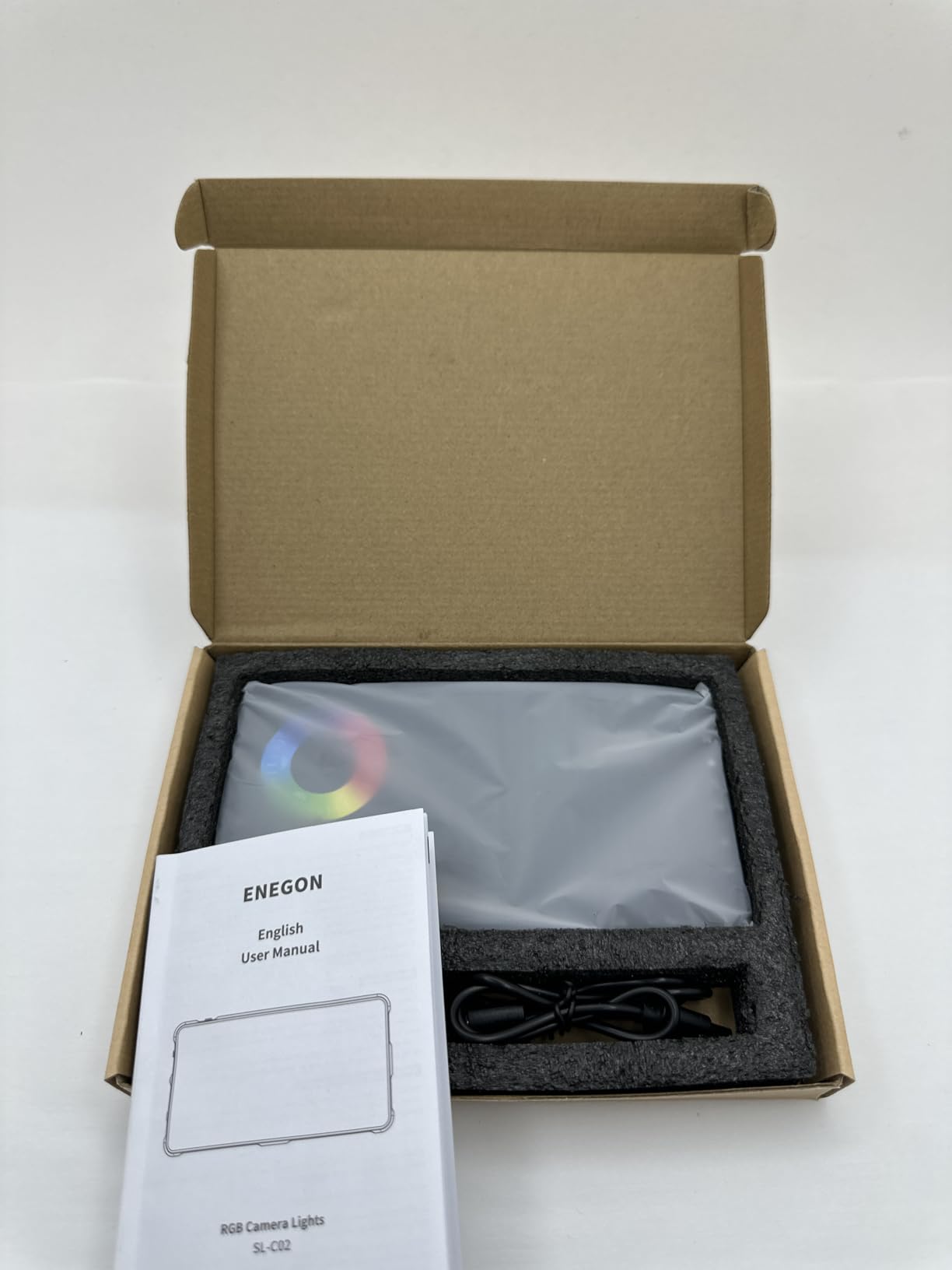 ENEGON RGB Video Light, Built-in 4000mAh Rechargeable Battery LED Camera Light Full Color 24 Common Light Effects, CRI≥95 2500-9000K LED Video Light Panel with Power Bank Function - Customer Photo 2