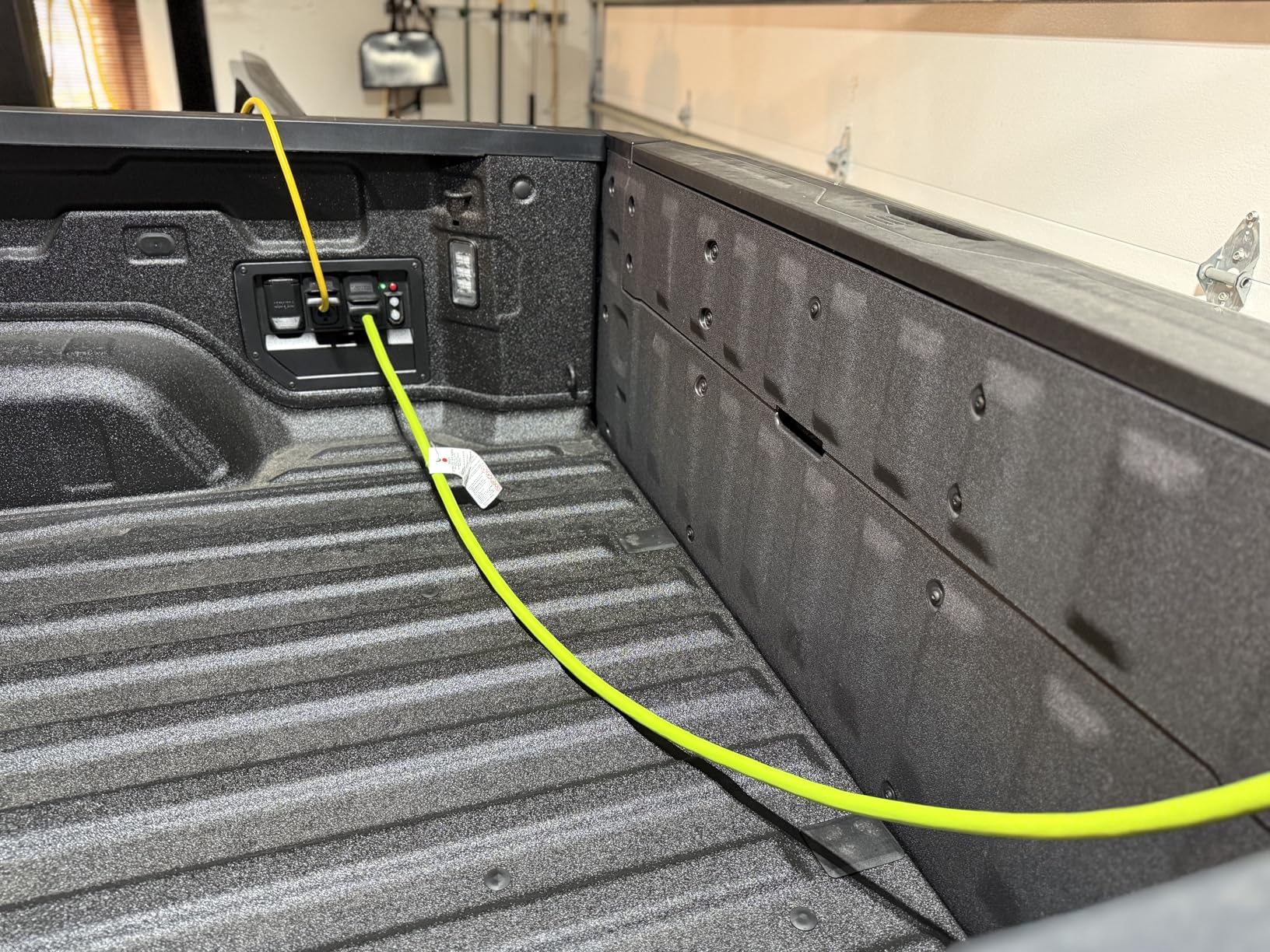 PlugSaf 25FT 30 Amp Generator Extension Cord 4 Prong, NEMA L14-30P/L14-30R 10 Gauge STW 125/250V Twist Lock Generator Cord Heavy Duty, Black ETL Listed - Customer Photo 1