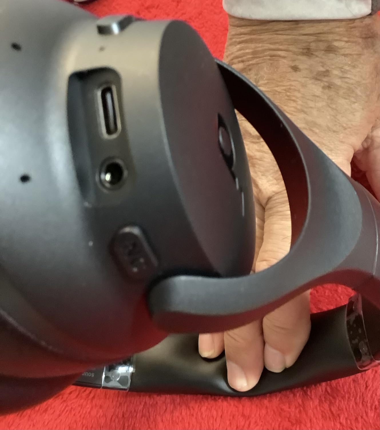 Soundcore by Anker Q20i Hybrid Active Noise Cancelling Headphones, Wireless Over-Ear Bluetooth, 40H Long ANC Playtime, Hi-Res Audio, Big Bass, Customize via an App, Transparency Mode - Customer Photo 2