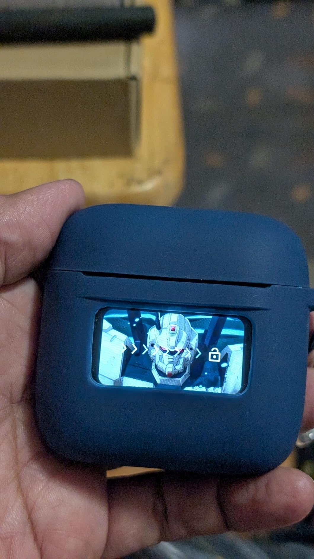 JBL Tour Pro 2 - True Wireless Noise Cancelling Earbuds with Smart Charging Case, 6-mic Perfect Calls with Voice Control, Up to 40hrs of Playtime, Immersive JBL Spatial Sound (Black) - Customer Photo 1