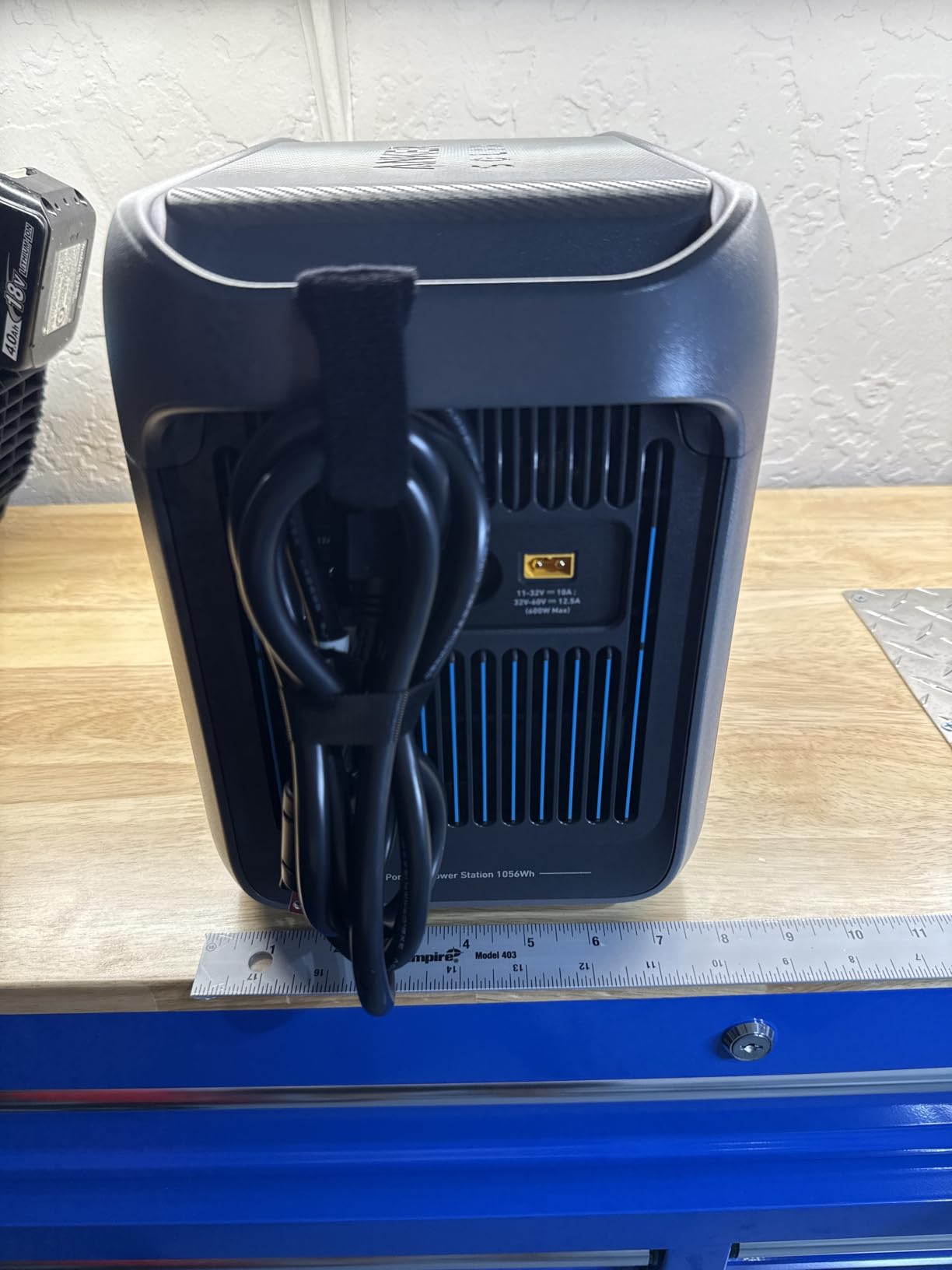 Anker SOLIX C1000 Portable Power Station, 1800W (Peak 2400W) Solar Generator, Full Charge in 58 Min, 1056wh LiFePO4 Battery for Home Backup, Power Outages, and Outdoor Camping (Optional Solar Panel) - Customer Photo 1