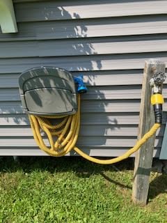 HydroTech 75 ft Expandable Garden Hose - Pro Series, 2x Max Flow, 3/4 HydroTech 75 ft Expandable Garden Hose - Pro Series, 2x Max Flow, 3/4