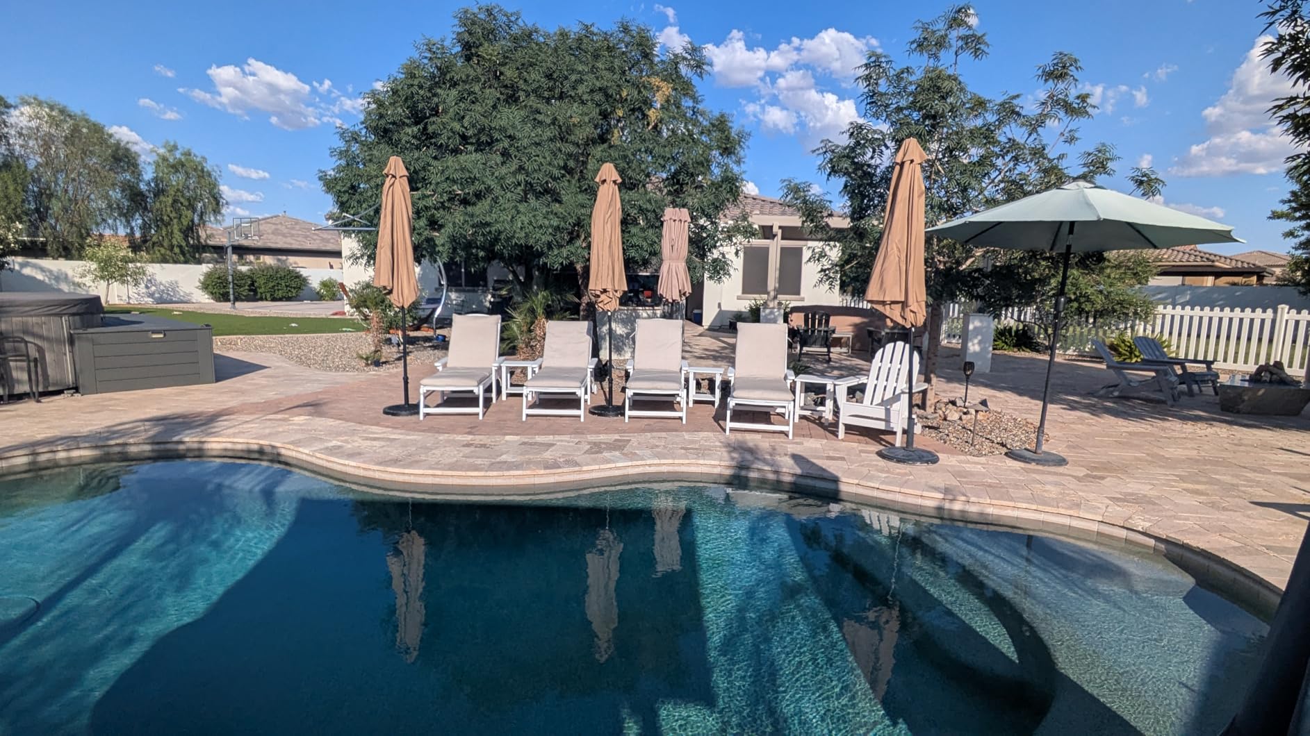 LUE BONA Outdoor Chaise Lounge Chairs Set of 2, HDPS Chaise Lounger, 5 Positions Adjustable Lounge Chairs, Pool Lounge Chair with Wheels for Poolside, Hotel, Restaurant, 3 Year Warranty, Dark Gray - Customer Photo 2