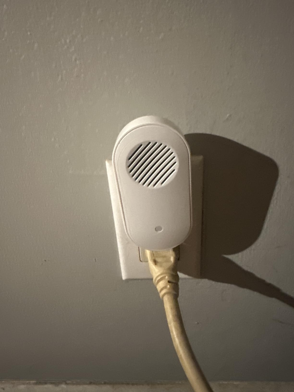 Arlo Video Doorbell 2K - 2nd Gen - Wireless or Wired Option, 2-Way Audio, Night Vision, Head to Toe Video View, Package Detection, Person & Vehicle Recognition - 1-Month Secure Plan Customer Review Arlo Video Doorbell 2K - 2nd Gen - Wireless or Wired Option, 2-Way Audio, Night Vision, Head to Toe Video View, Package Detection, Person & Vehicle Recognition - 1-Month Secure Plan - Customer Photo 2