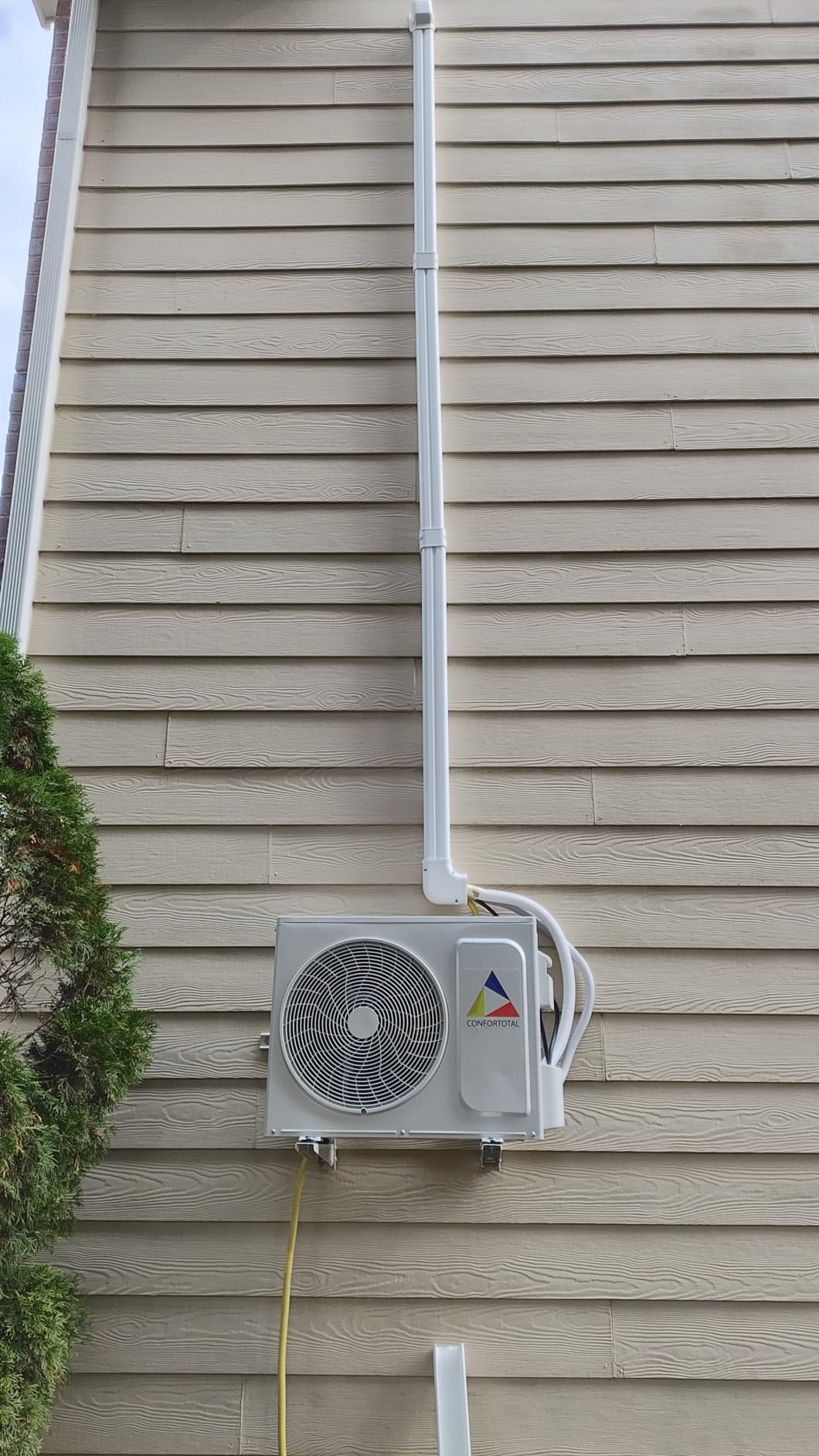 Confortotal 12000 BTU Mini Split Air Conditioner and Heat Pump 110V Ductless,1 ton,with WIFI Compatible with Alexa Customer Review Confortotal 12000 BTU Mini Split Air Conditioner and Heat Pump 110V Ductless,1 ton,with WIFI Compatible with Alexa - Customer Photo 2