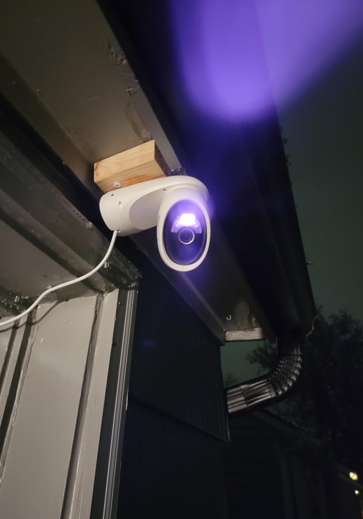 TP-Link Tapo 2K QHD Outdoor Pan/Tilt Wi-Fi Security Camera, 360° View, Motion Tracking, Color Night Vision, Free Person/Vehicle/Motion Detection, Cloud & SD Card Storage, 24/7 Recording, Tapo C520WS - Customer Photo 1