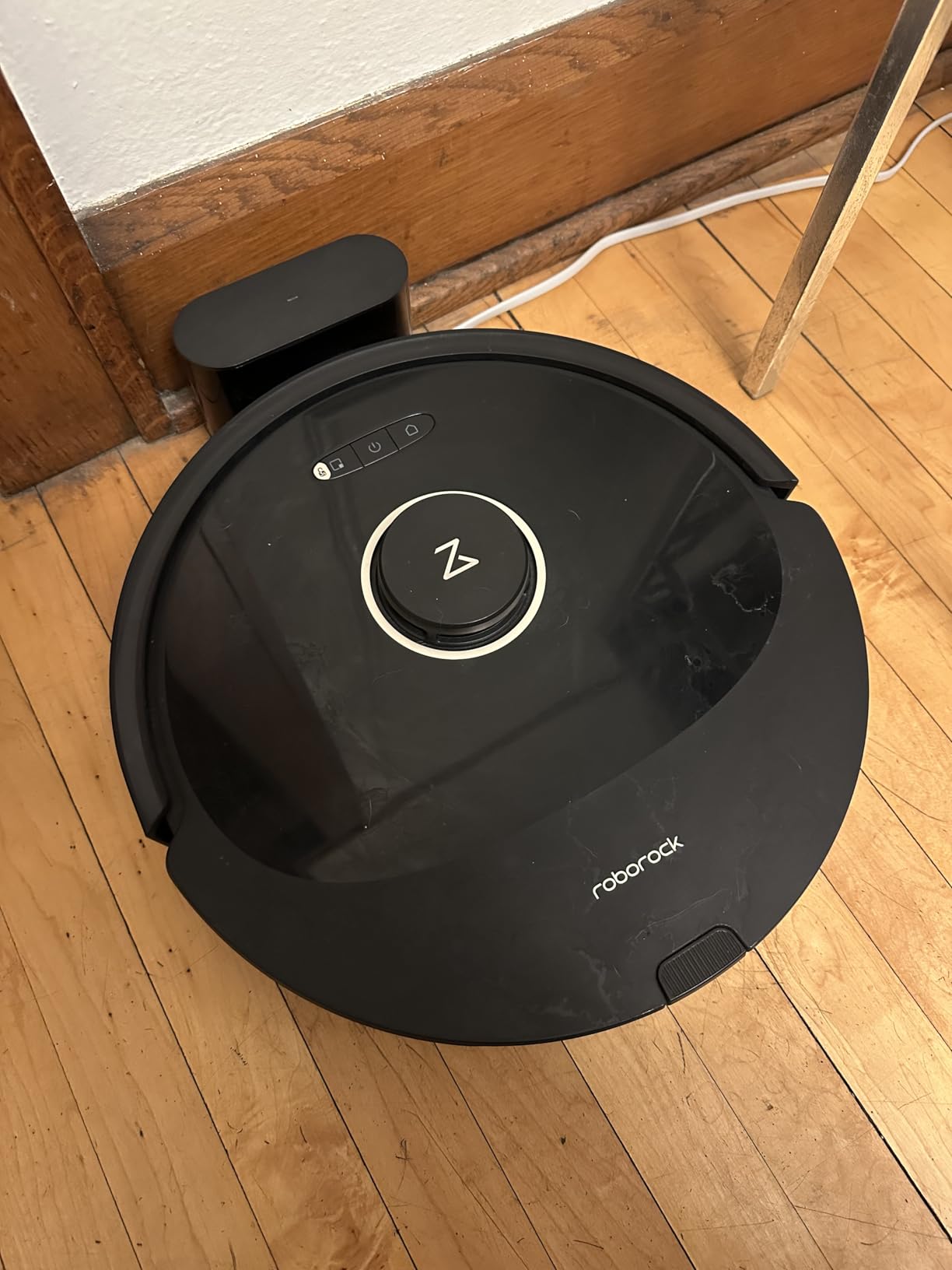 roborock Q8 Max Robot Vacuum and Mop Cleaner, DuoRoller Brush, 5500Pa Strong Suction, Lidar Navigation, Obstacle Avoidance, Multi-Level Mapping, Perfect for Pet Hair - Customer Photo 1