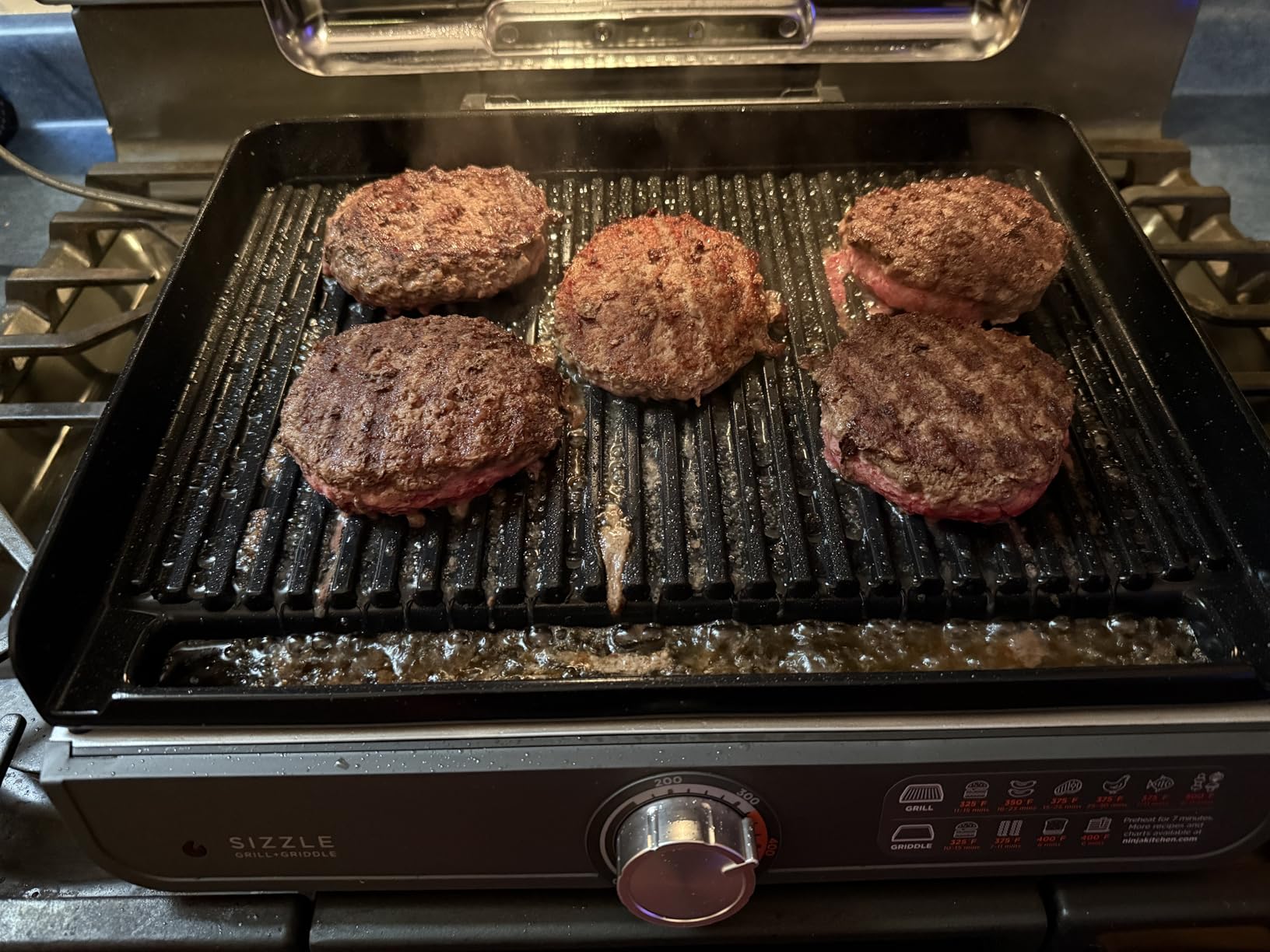 Ninja Griddle and Indoor Grill, 14'', Electric Grill, For Steak, Burgers, Salmon, Veggies, and More, Pancake Griddle, Nonstick, Dishwasher Safe, 500F, Even Cooking, Silver, GR101 Customer Review Ninja Griddle and Indoor Grill, 14'', Electric Grill, For Steak, Burgers, Salmon, Veggies, and More, Pancake Griddle, Nonstick, Dishwasher Safe, 500F, Even Cooking, Silver, GR101 - Customer Photo 2