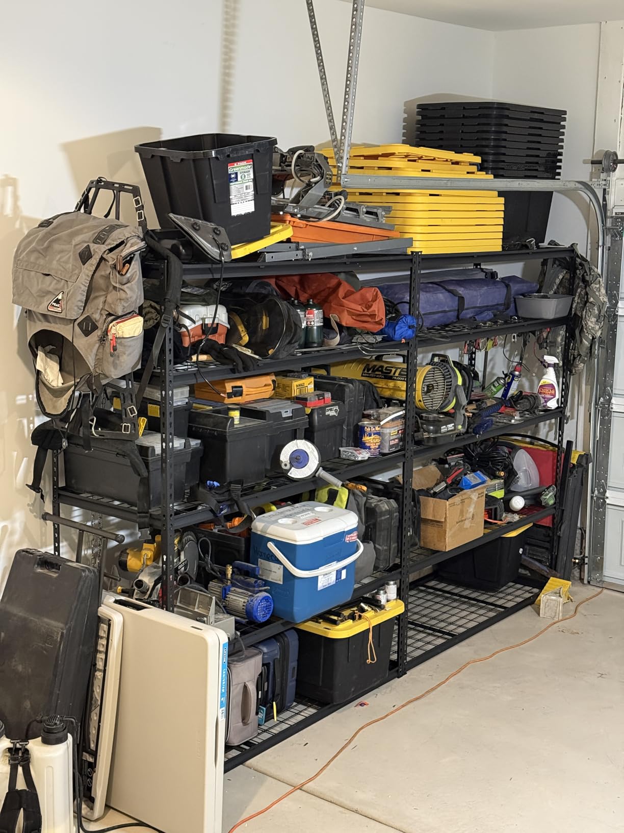 VEVOR Storage Shelving Unit, 5-Tier Adjustable, 2000 lbs Capacity, Heavy Duty Garage Shelves Metal Organizer Wire Rack, Black, 60 VEVOR Storage Shelving Unit, 5-Tier Adjustable, 2000 lbs Capacity, Heavy Duty Garage Shelves Metal Organizer Wire Rack, Black, 60