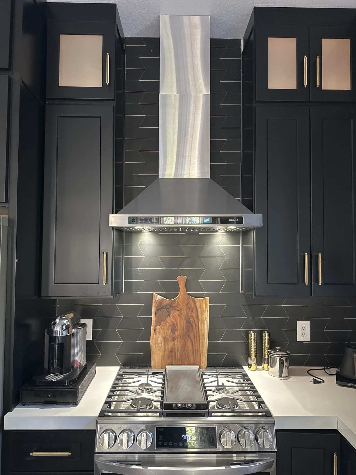 BRANO 30-inch Wall Mount Range Hood 900 CFM with Voice/Gesture/Touch Control, Stainless Steel Kitchen Hood Vent with 4 Speed Exhaust Fan, LED Adjustable Lights, Memory Mode - Customer Photo 1