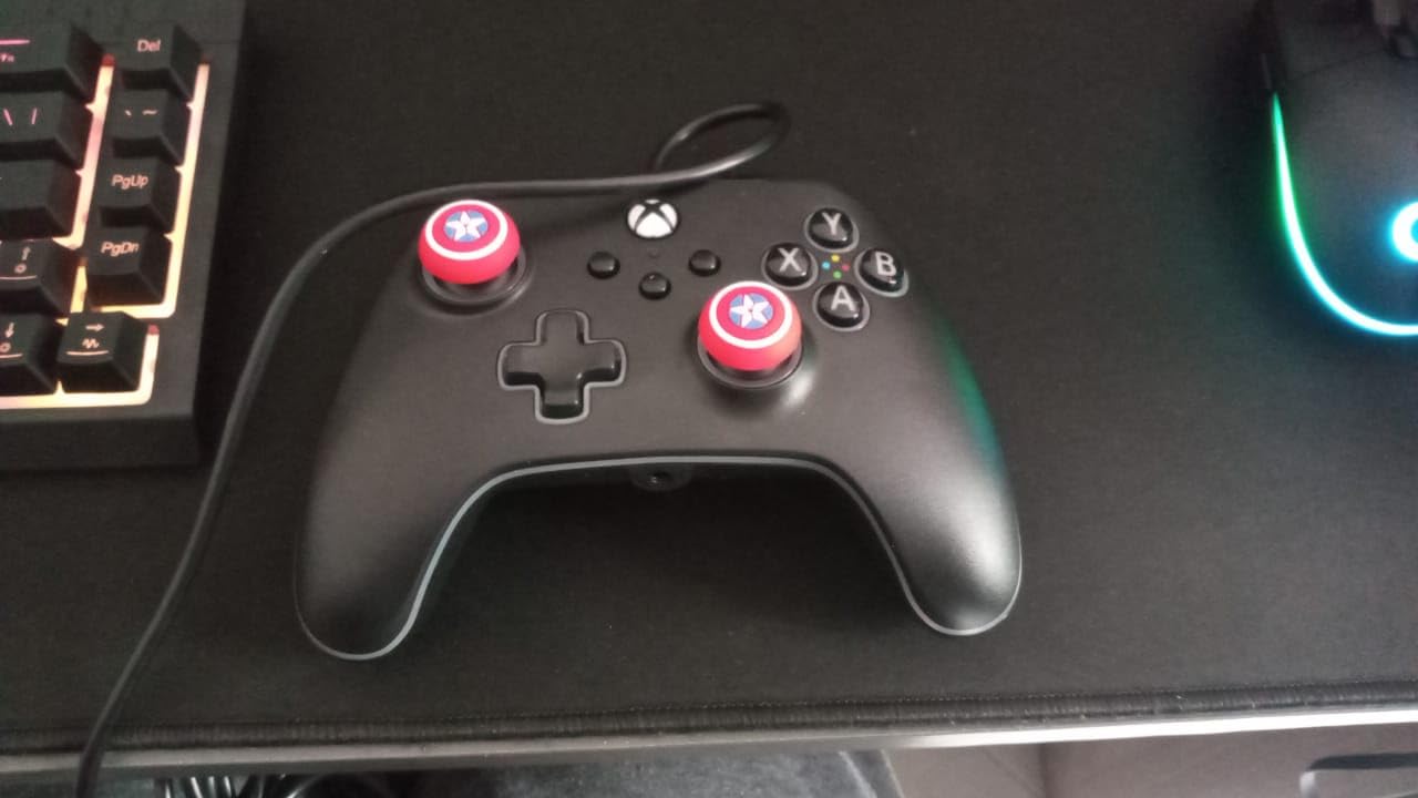 PowerA Advantage Wired Controller for Xbox Series X|S with Lumectra - Black, gamepad, wired video game controller, gaming controller, works with Xbox One and Windows 10/11, officially licensed - Customer Photo 2